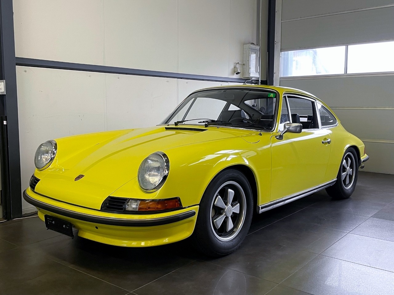 PORSCHE 911 S 2.4