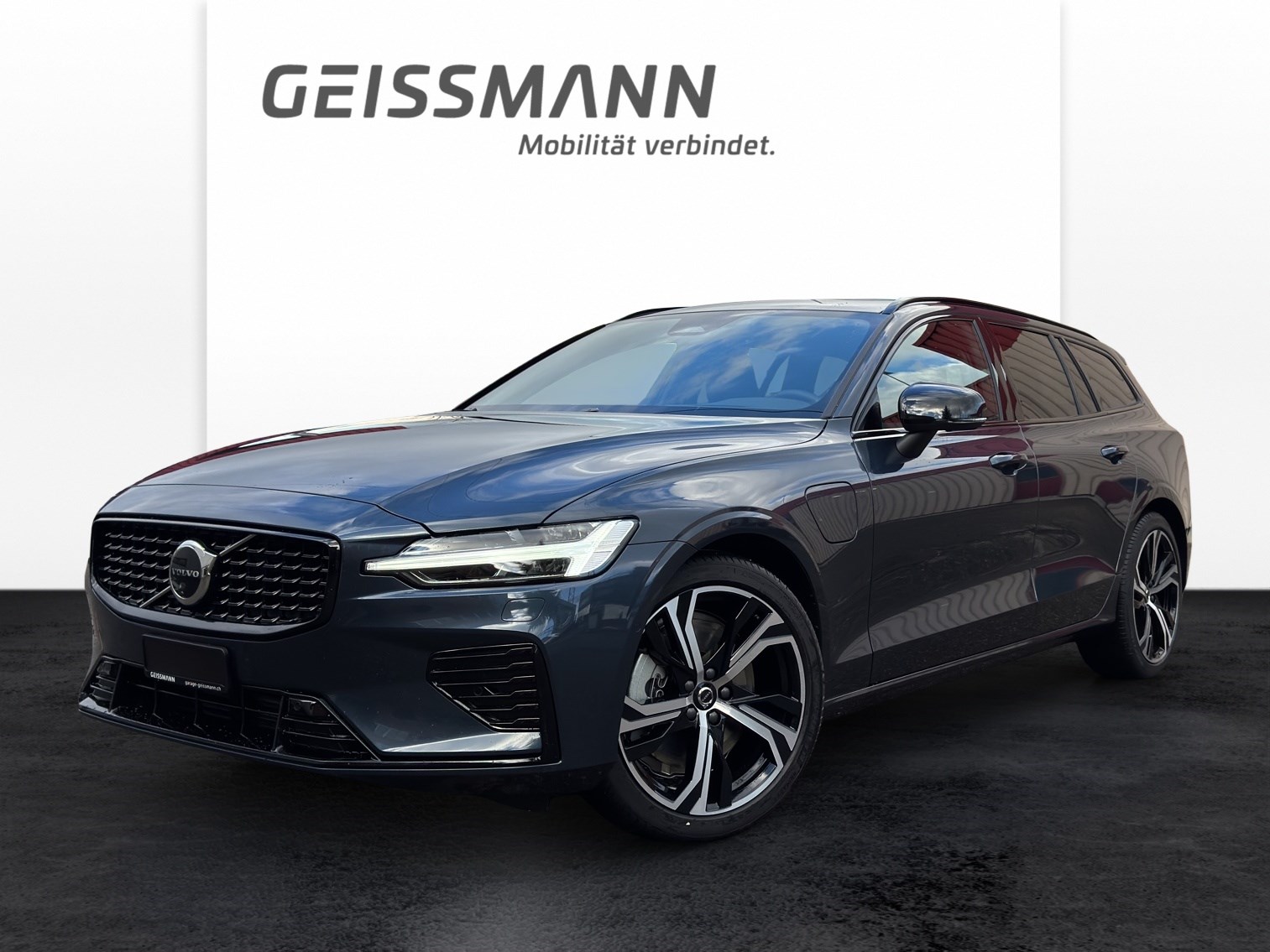 VOLVO V60 2.0 T8 TE Ultra Dark for Business eAWD