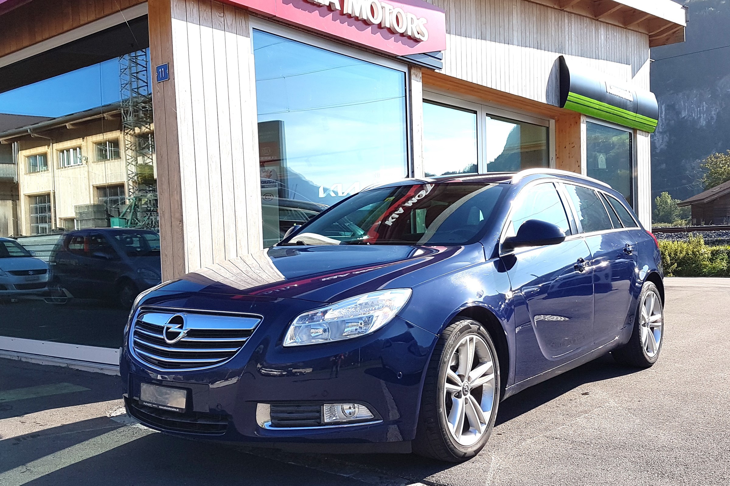 OPEL Insignia Sports Tourer 2.0 Turbo Edition Automatic