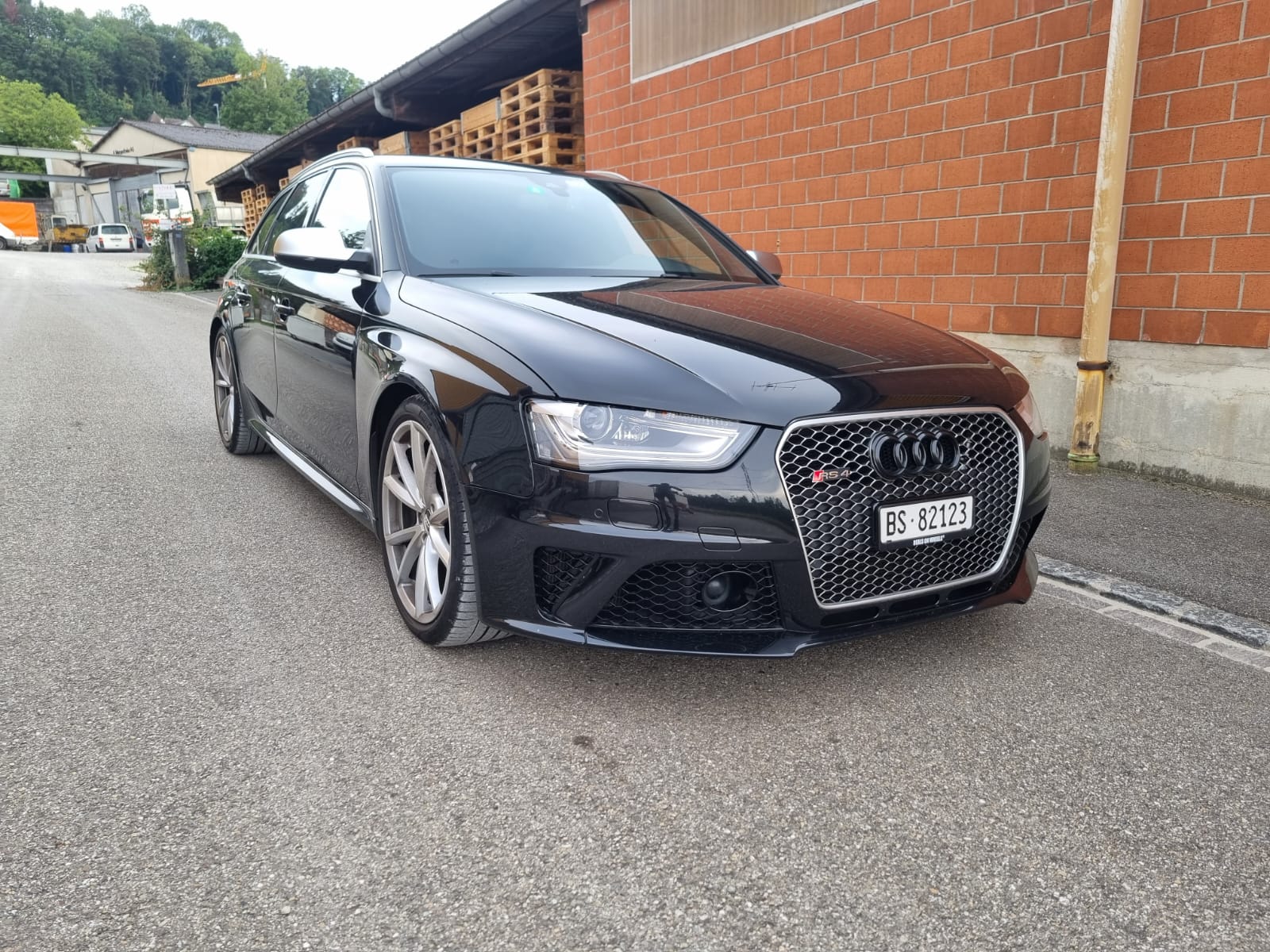 AUDI RS4 Avant 4.2 FSI V8 quattro S-tronic