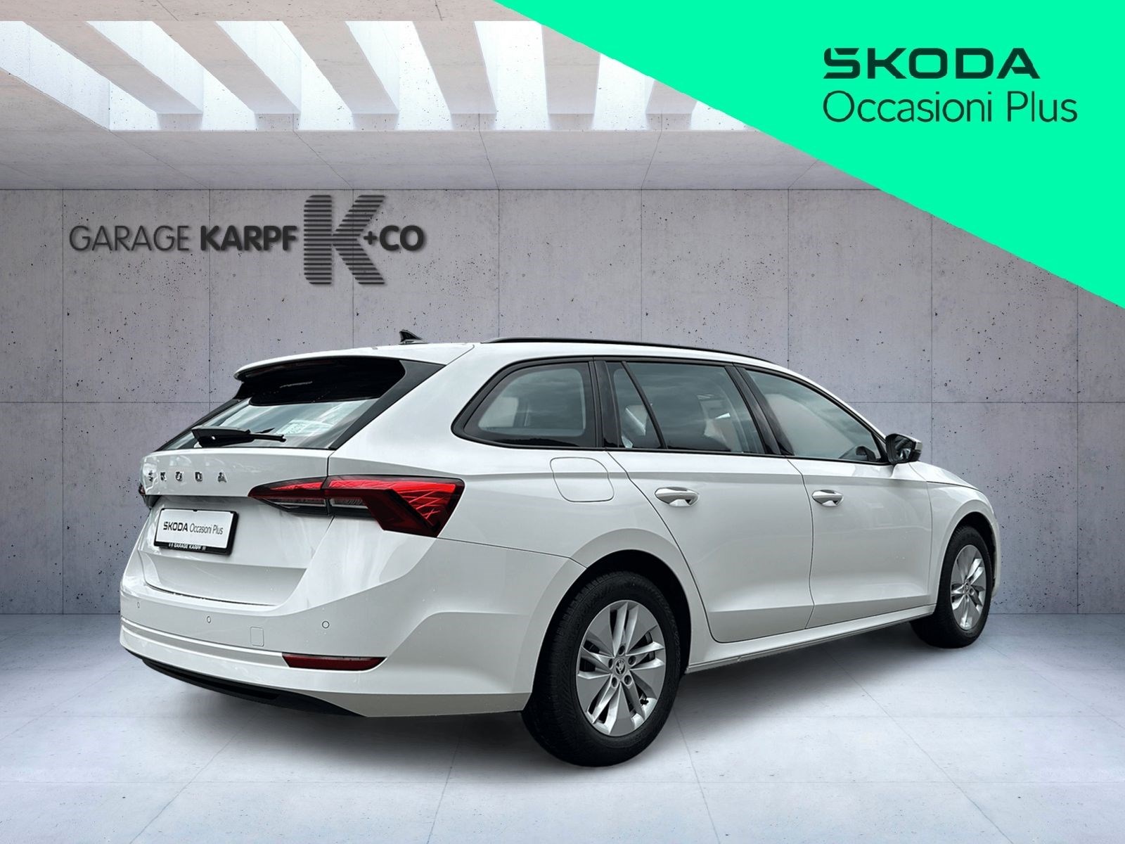 SKODA Octavia Combi 2.0 TDI DSG Ambition 4x4 *Leasing 3.99%*