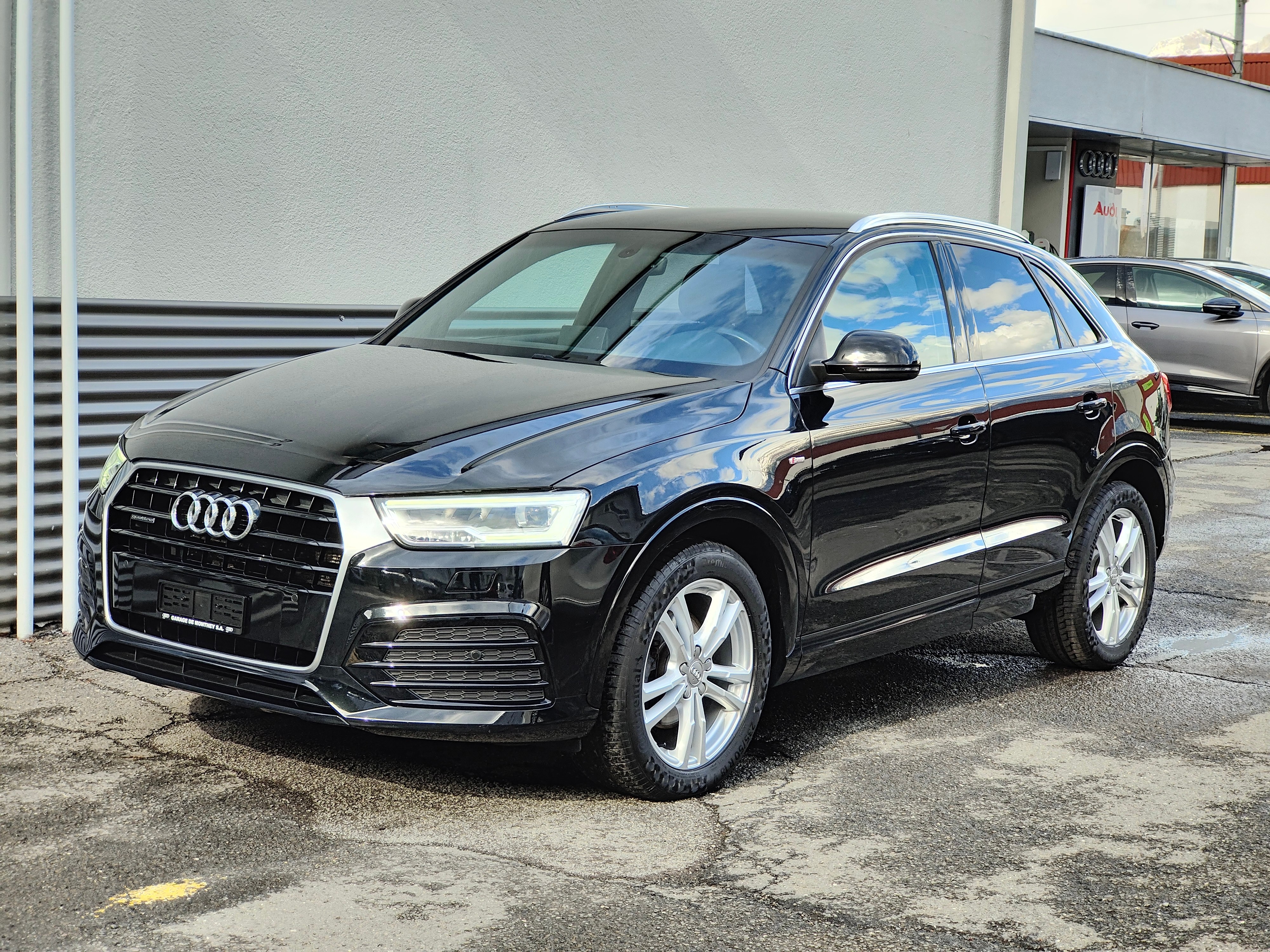 AUDI Q3 2.0 TDI sport quattro S-tronic