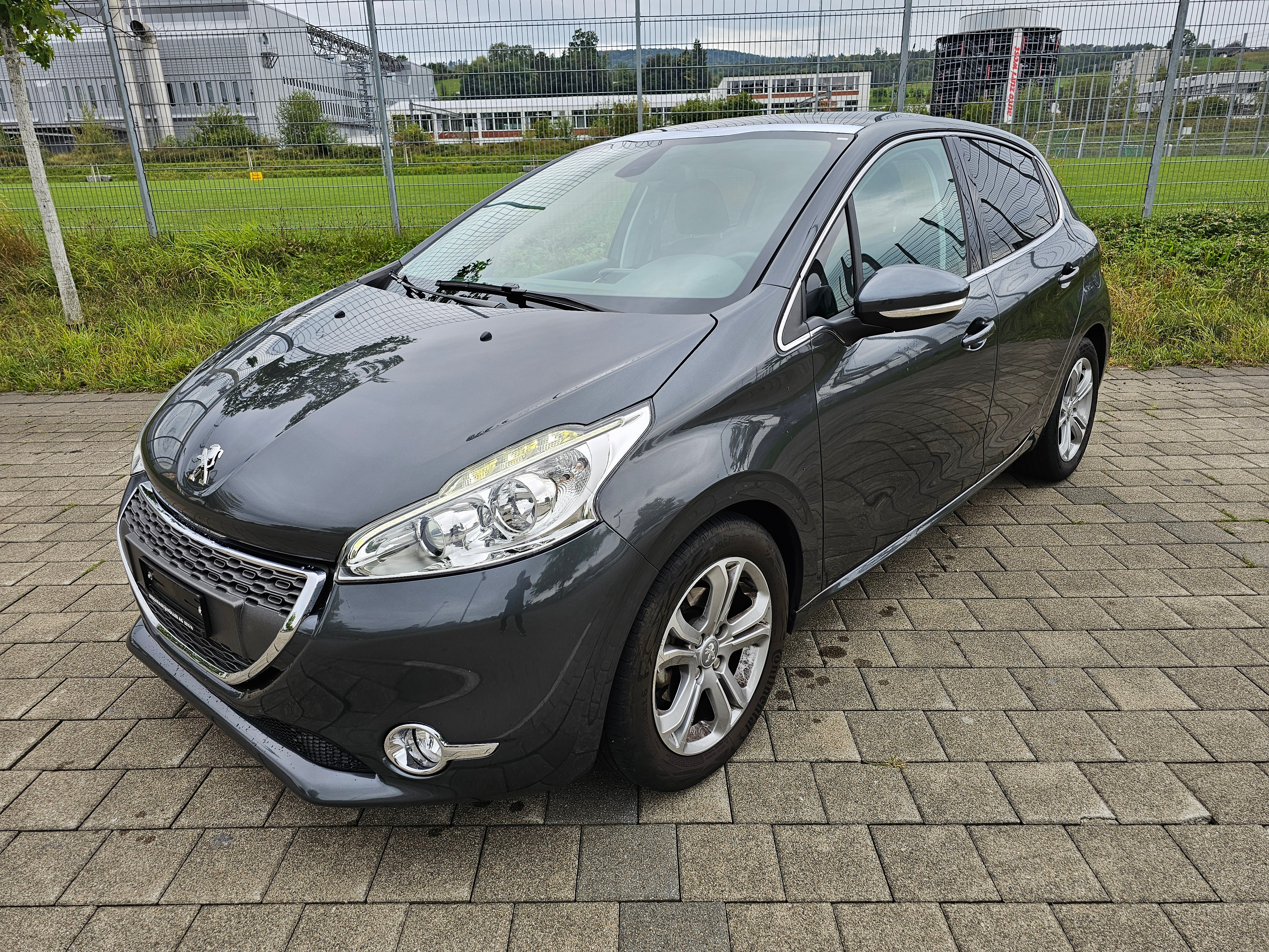 PEUGEOT 208 1.6 VTI Allure