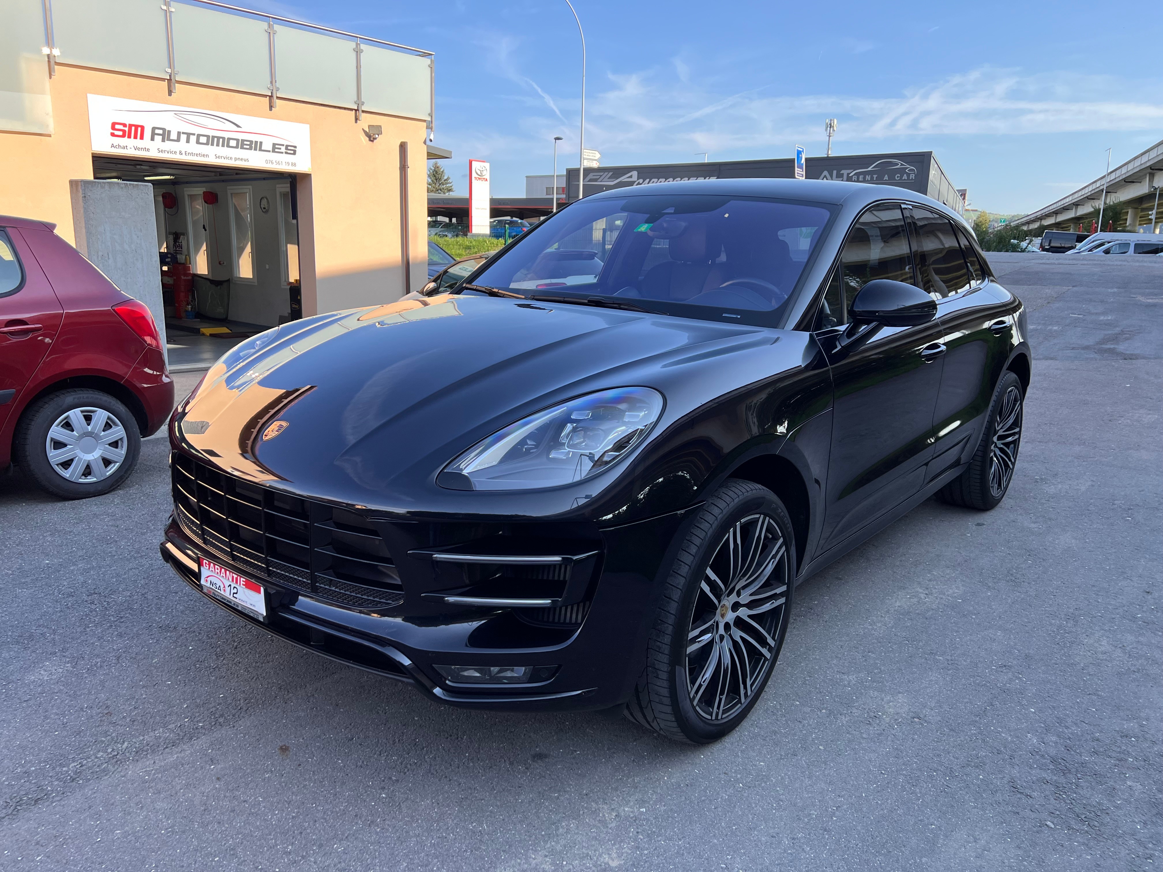 PORSCHE Macan Turbo PDK