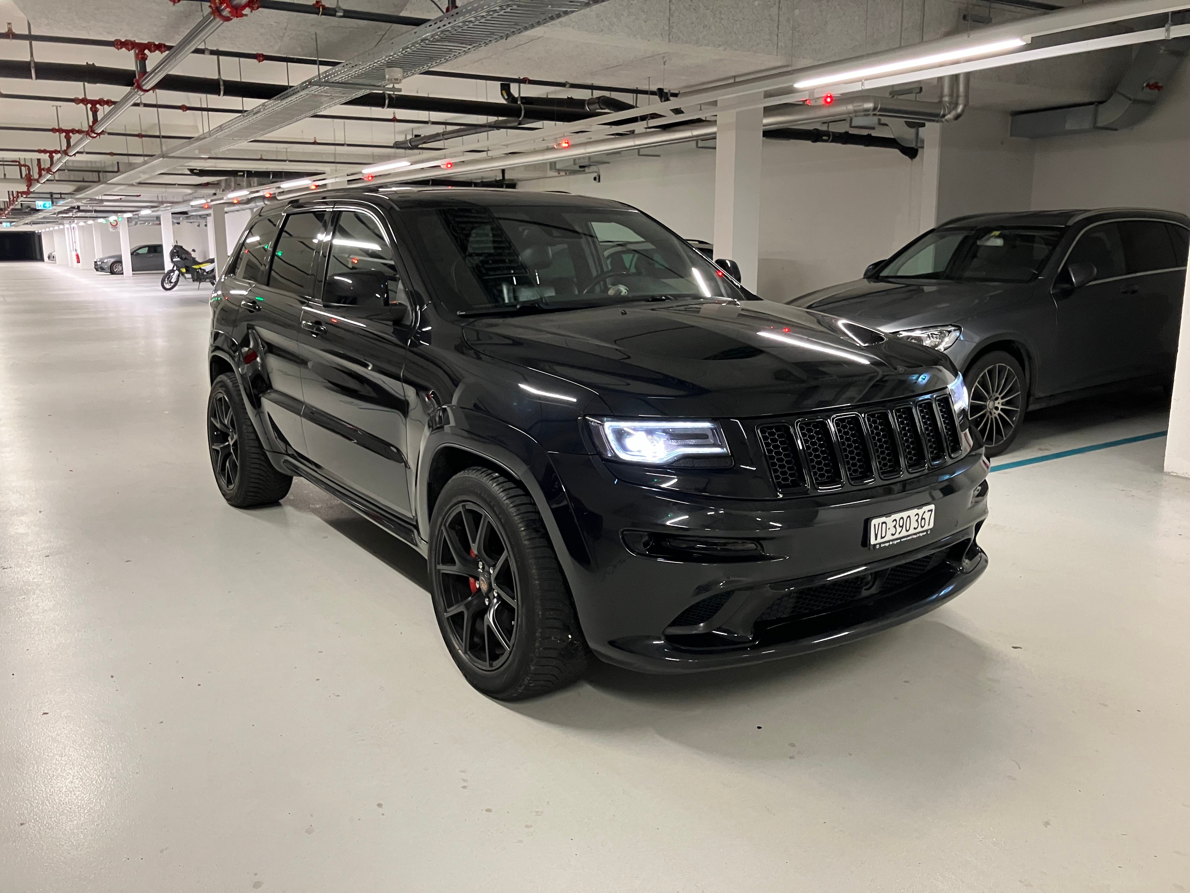 JEEP Grand Cherokee 6.4 V8 HEMI SRT8 Automatic