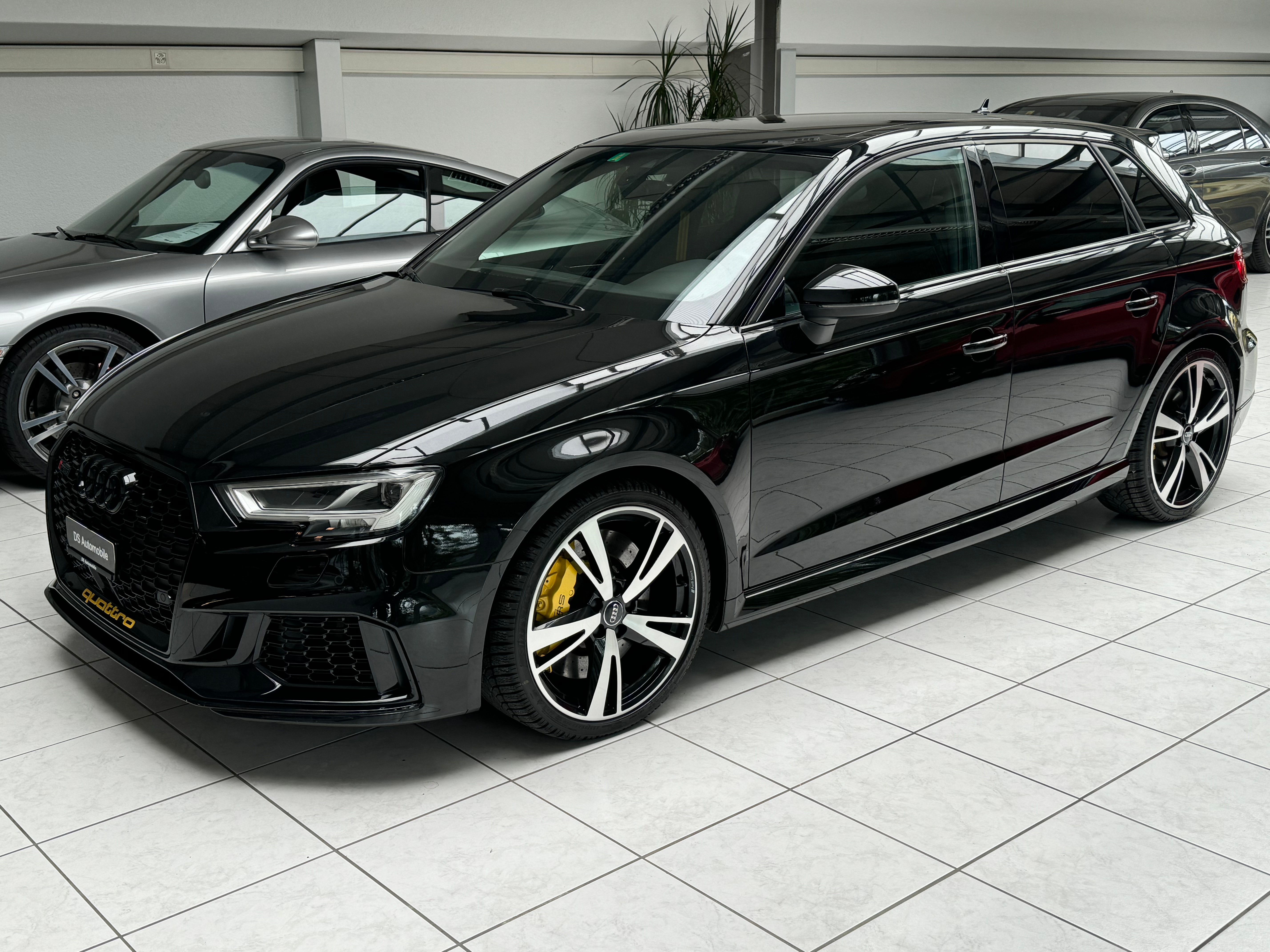 AUDI RS3 Sportback 2.5 TSI quattro all BLACK