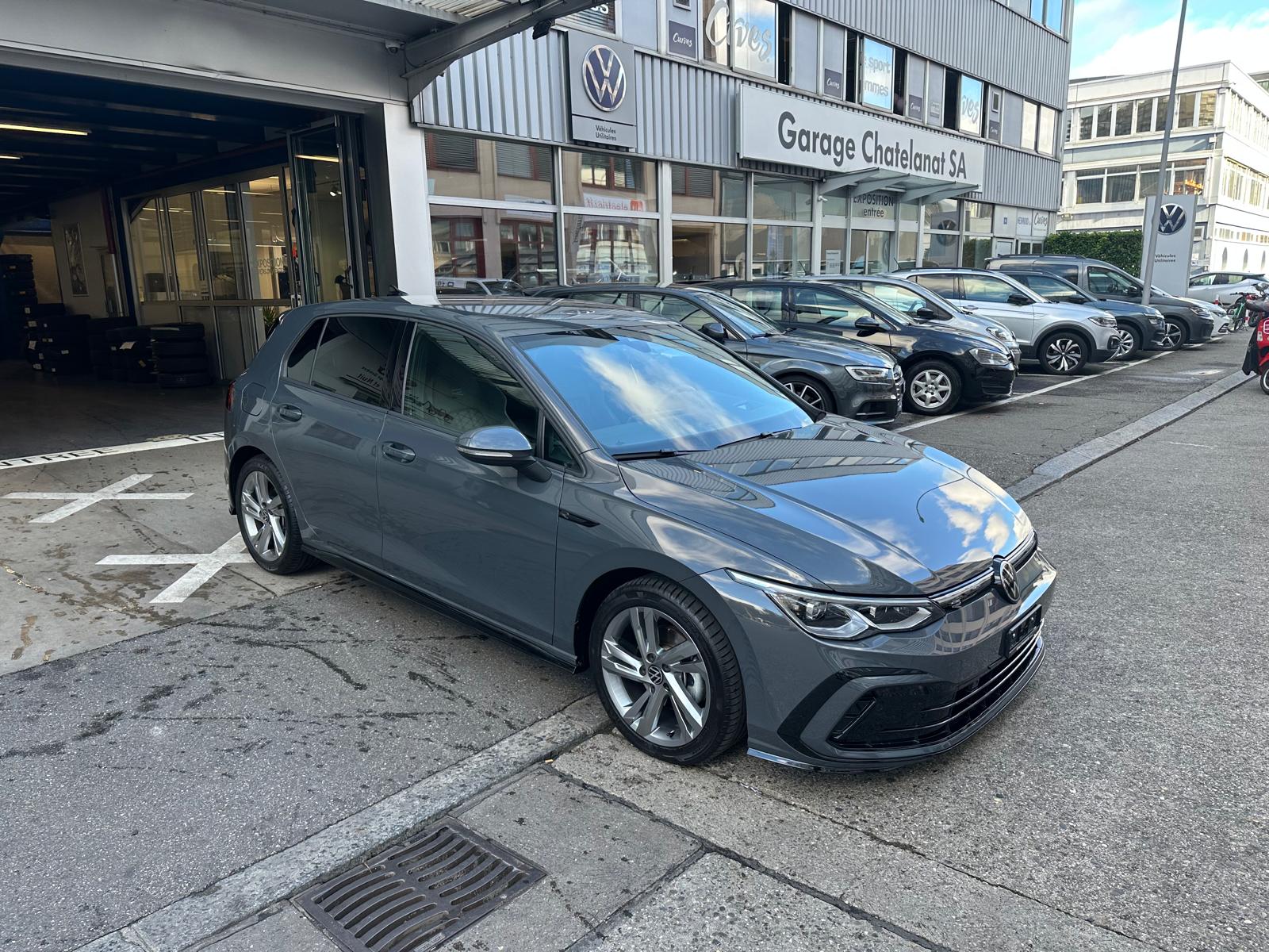 VW Golf 1.5 eTSI mHEV ACT R-Line DSG