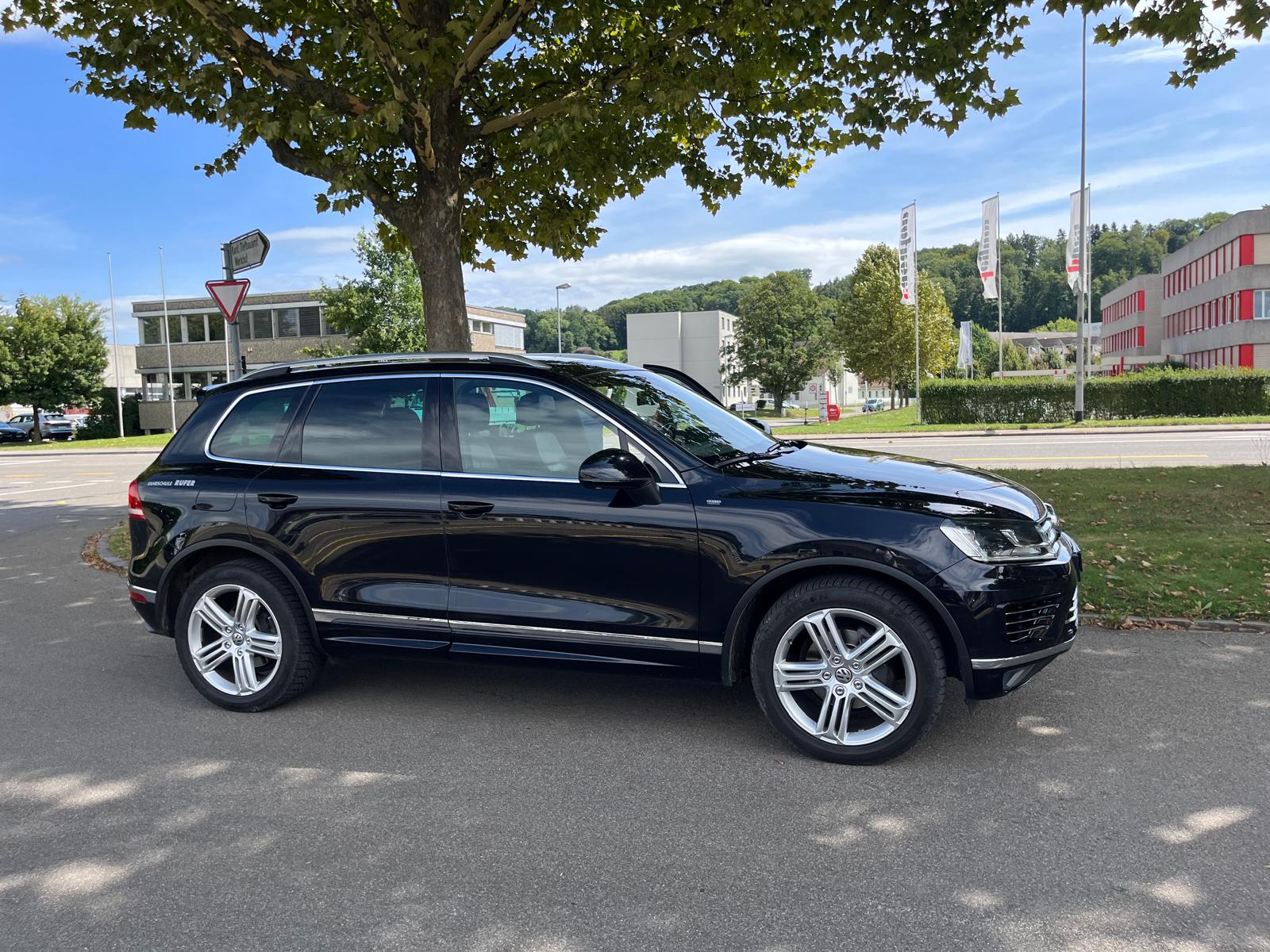 VW Touareg 3.0 TDI BMT Peak Tiptronic