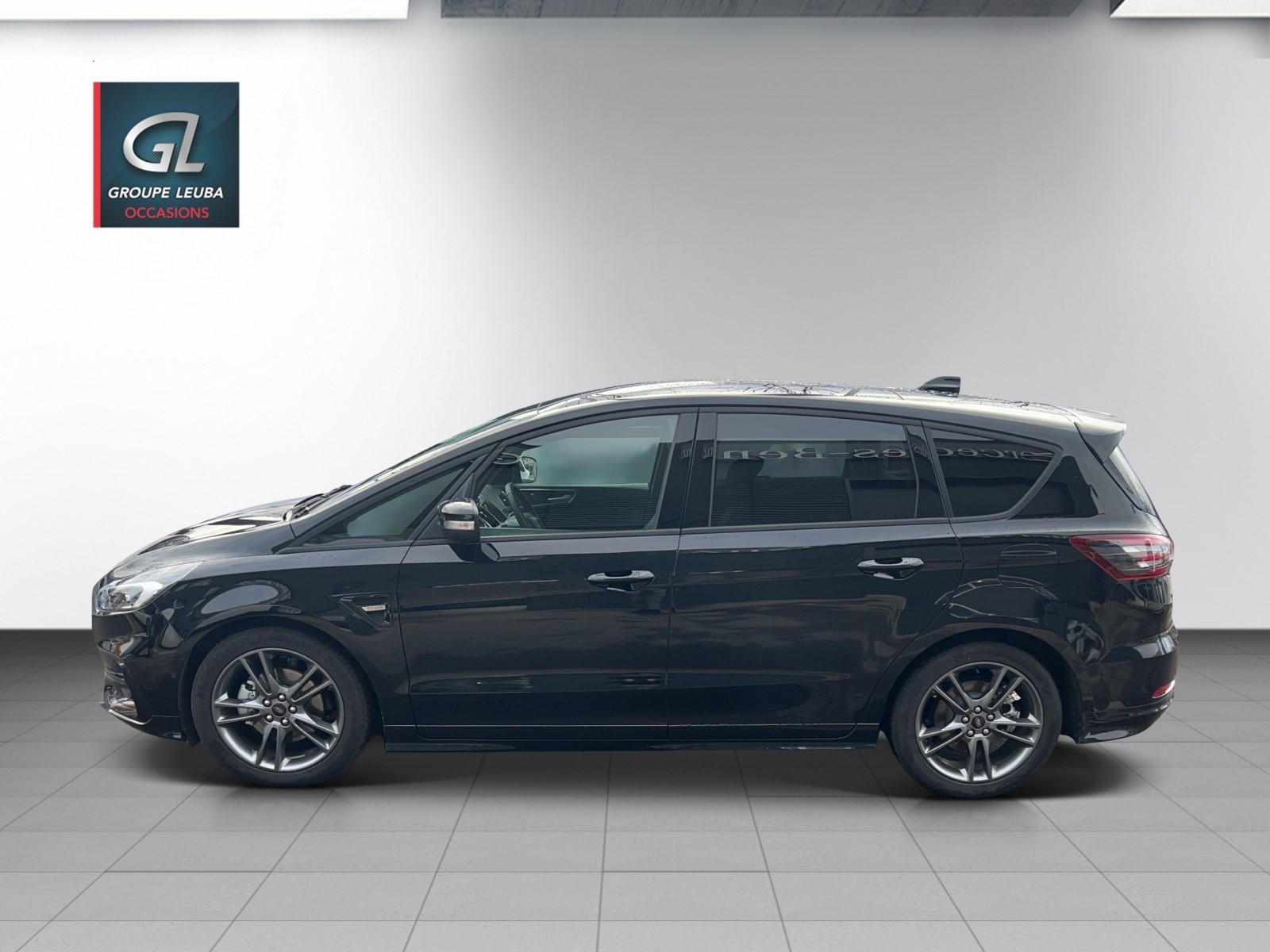 FORD S-Max 2.5 FHEV ST-Line 7Pl