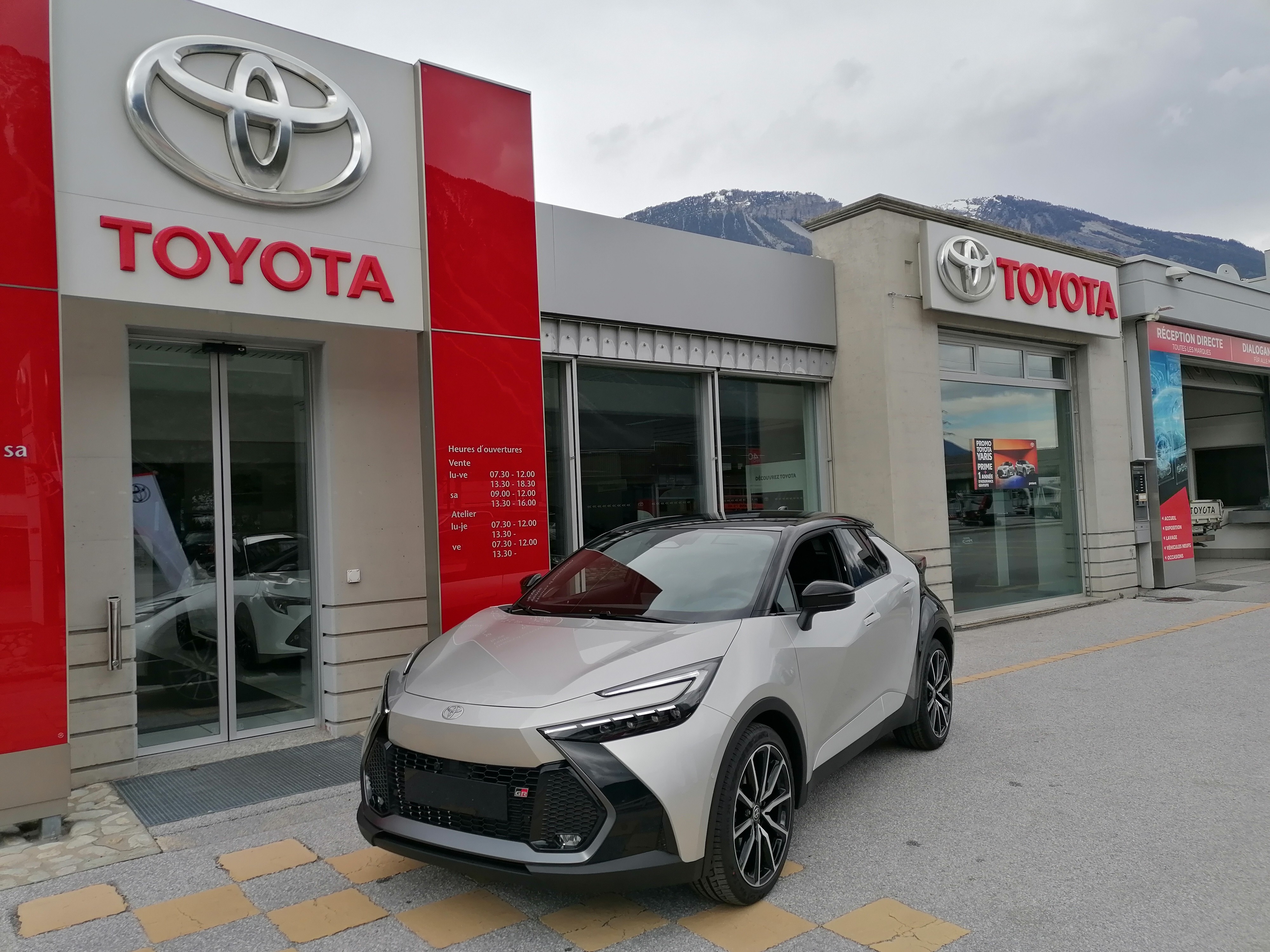 TOYOTA C-HR 2.0 PHEV GR Sp Prem