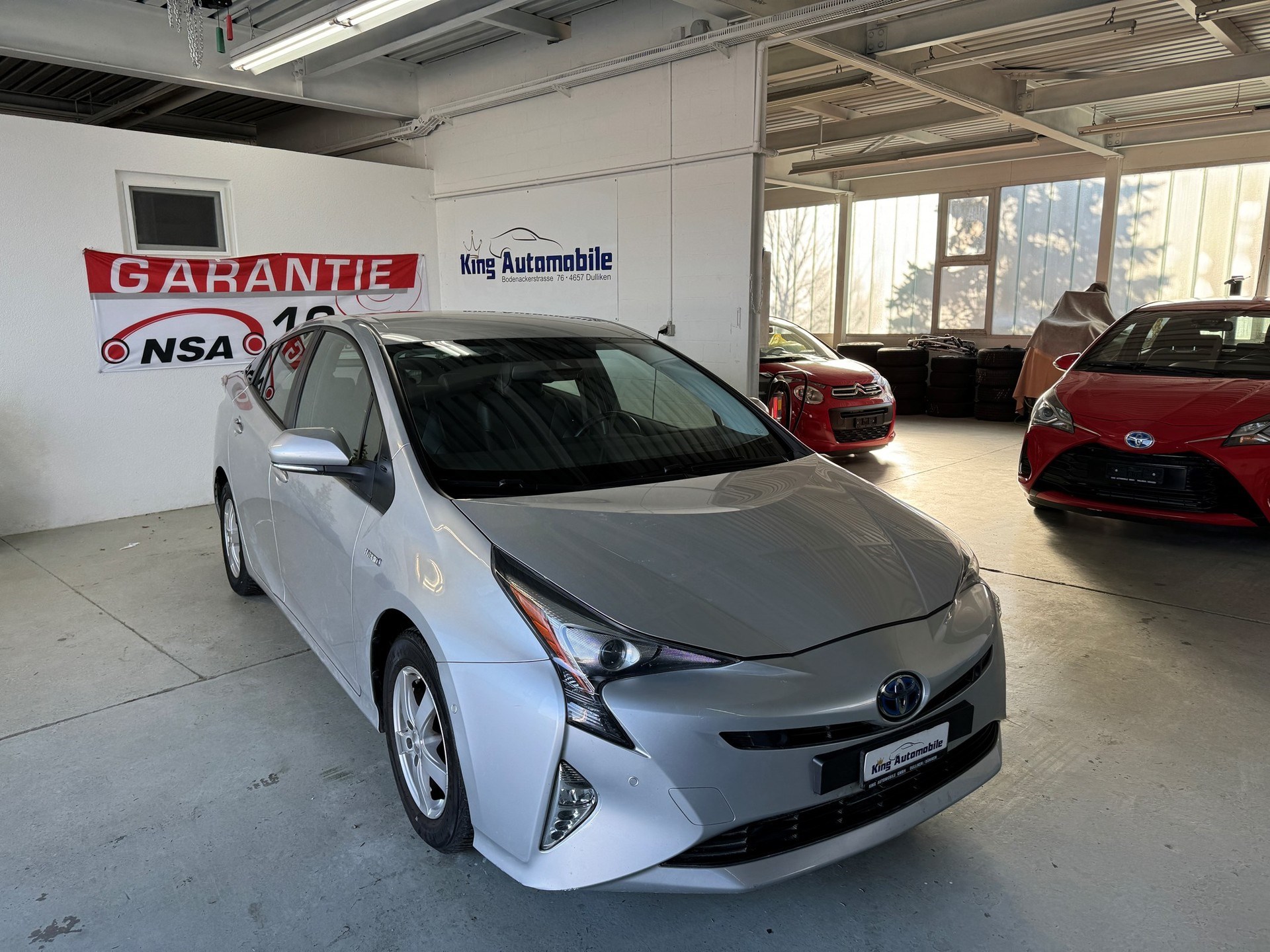 TOYOTA Prius 1.8 VVT-i HSD Sol Premium