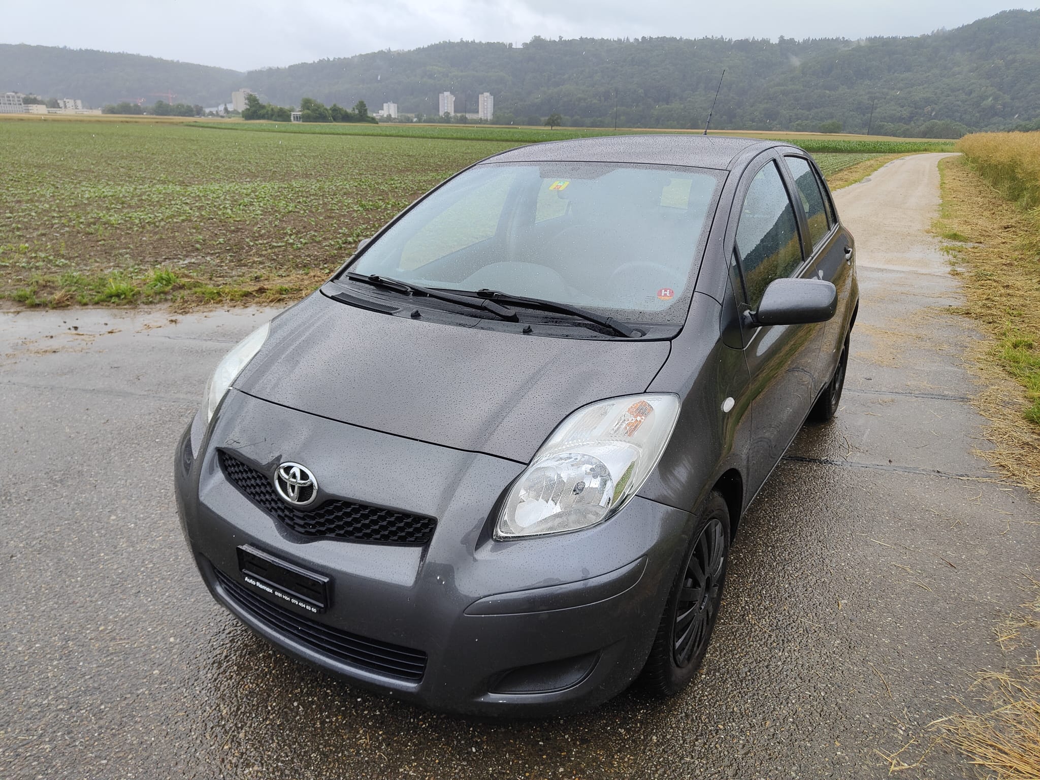 TOYOTA Yaris 1.33 Linea Luna Multimode