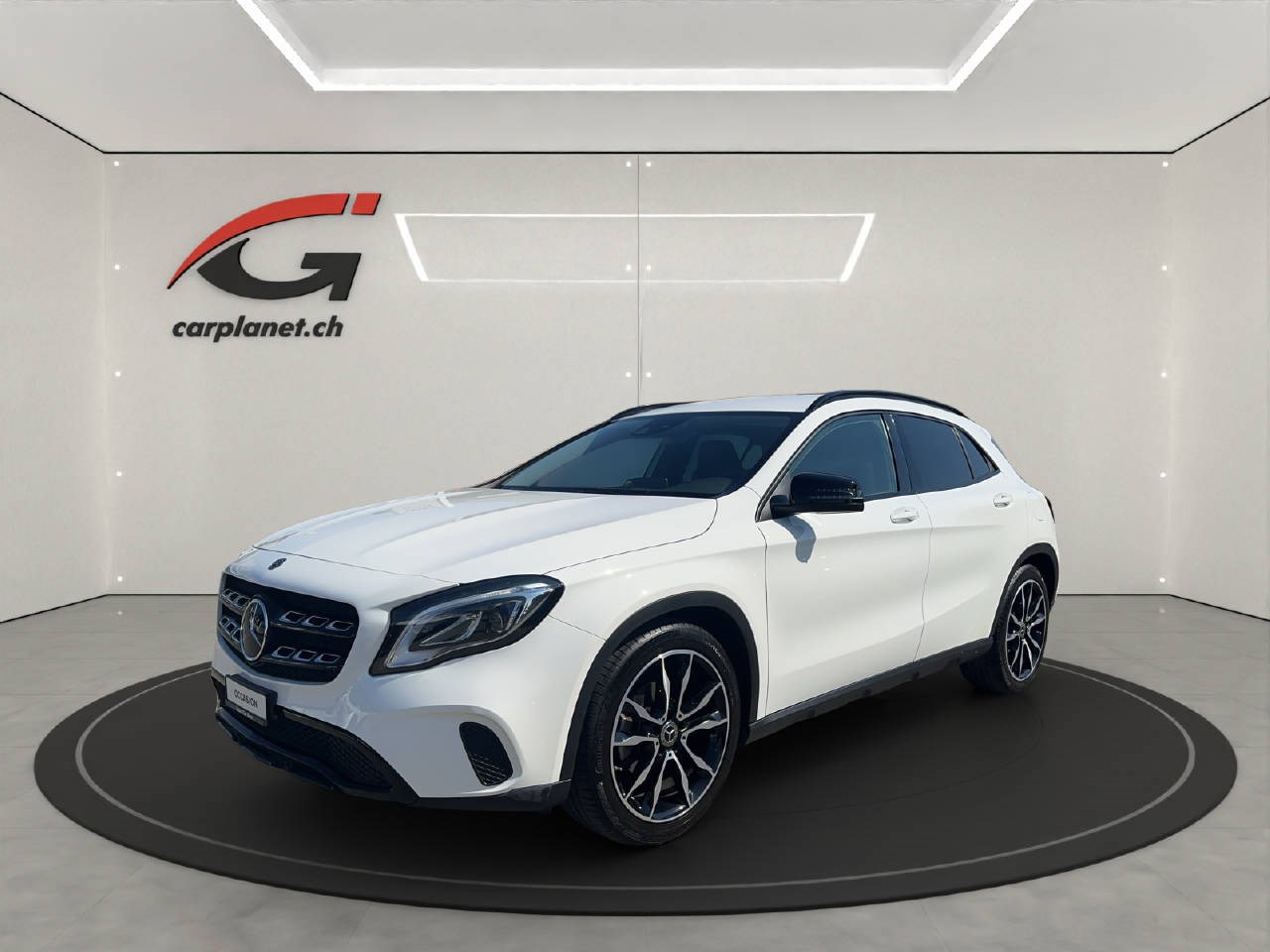 MERCEDES-BENZ GLA 200 Urban