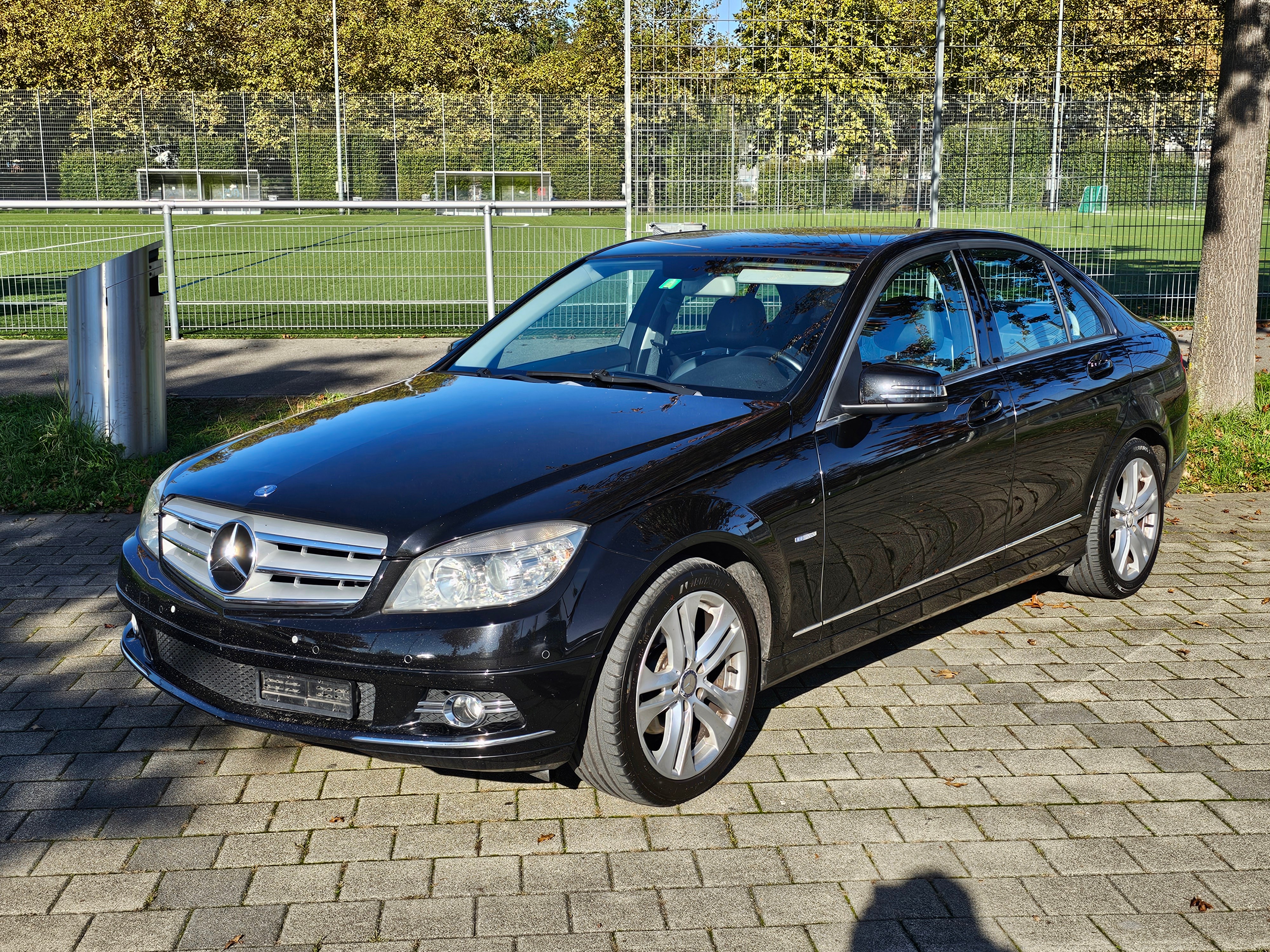 MERCEDES-BENZ C 180 CGI BlueEfficiency Avantgarde Automatic