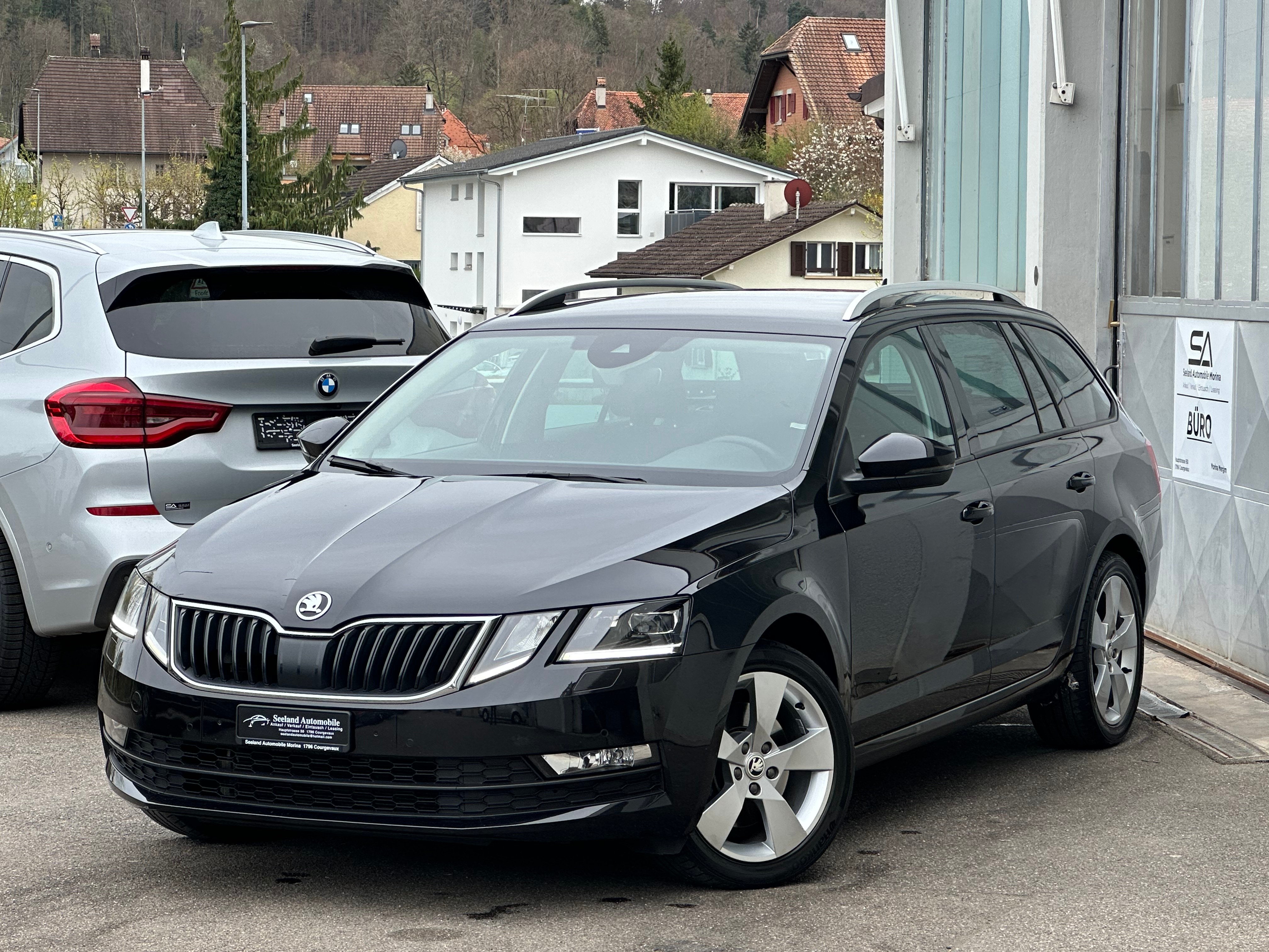 SKODA Octavia Combi 2.0 TSI Clever DSG