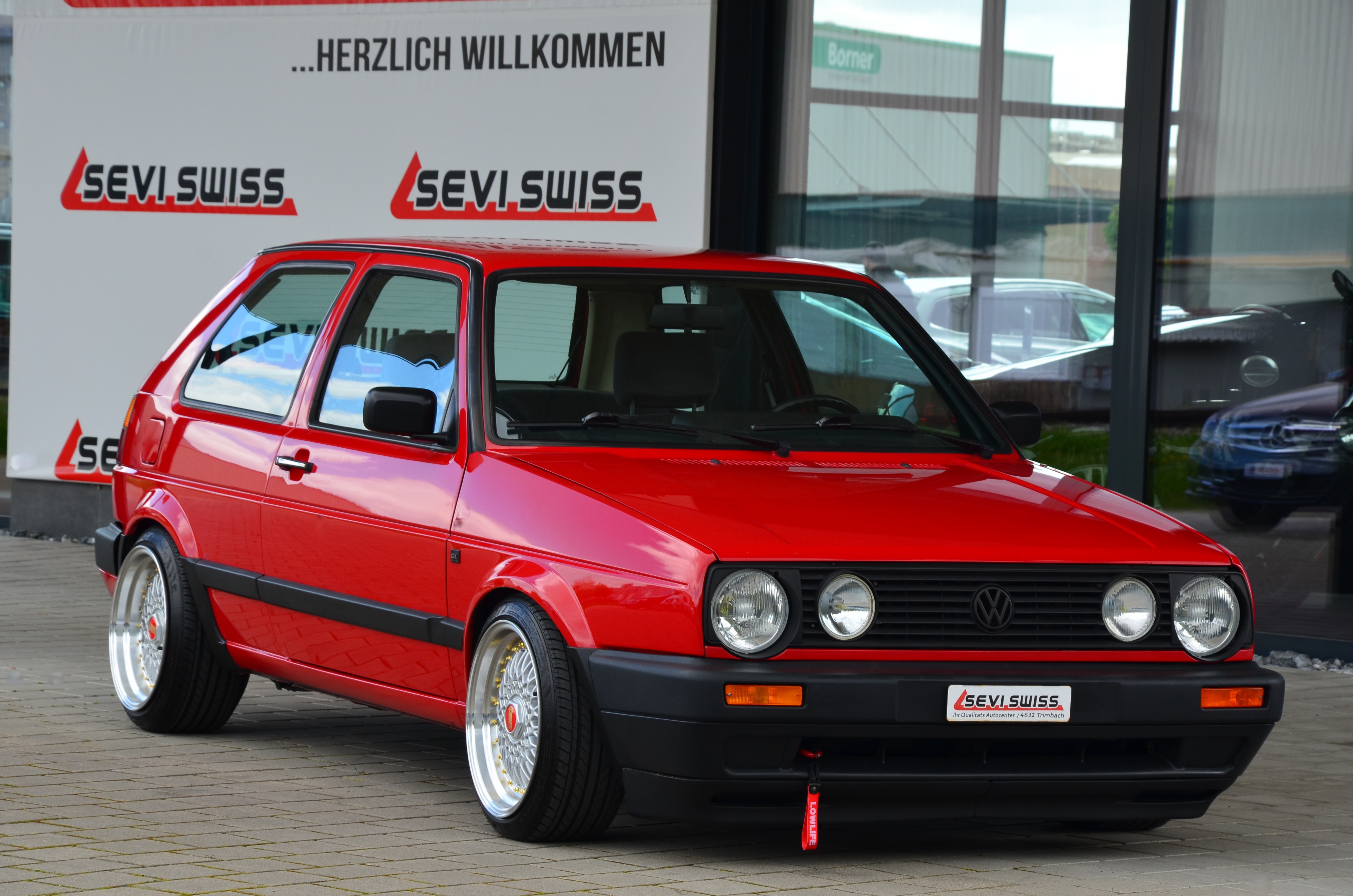 VW Golf 1800