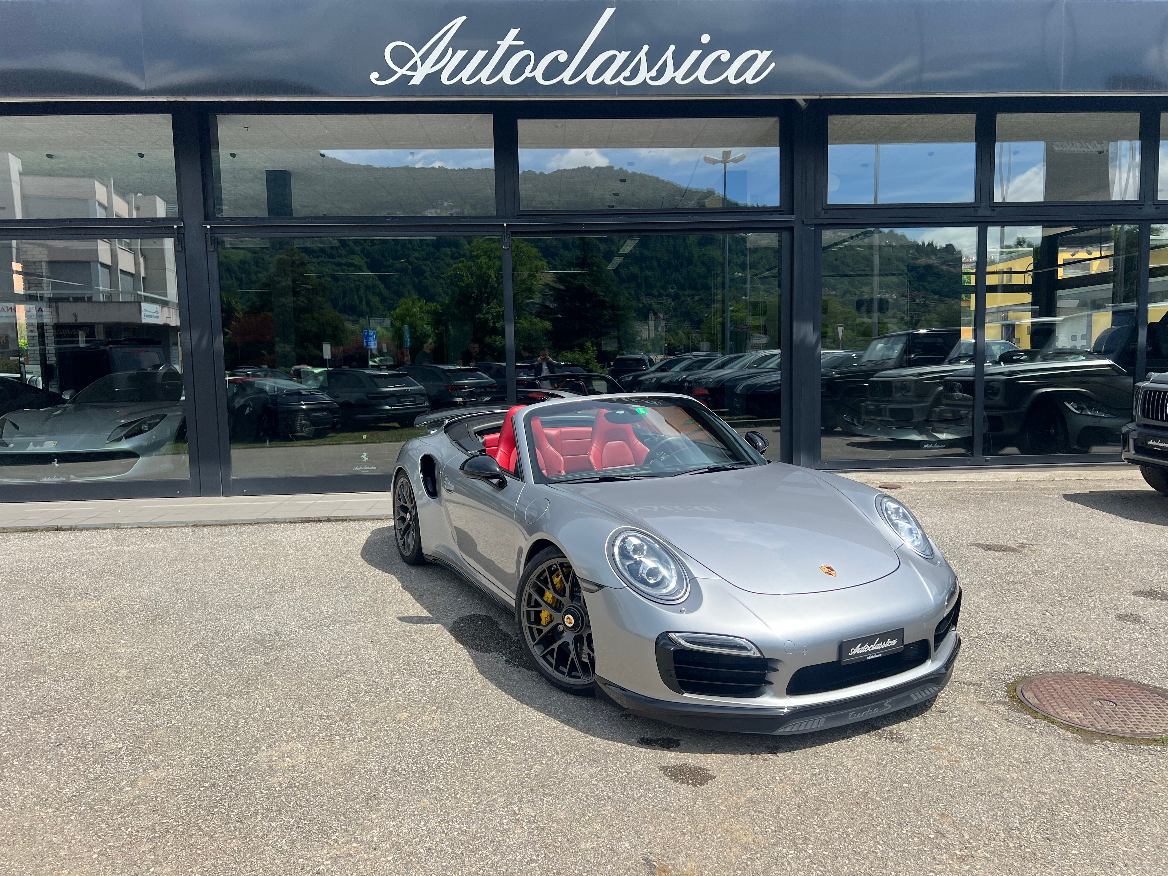 PORSCHE 911 Turbo S Cabrio PDK