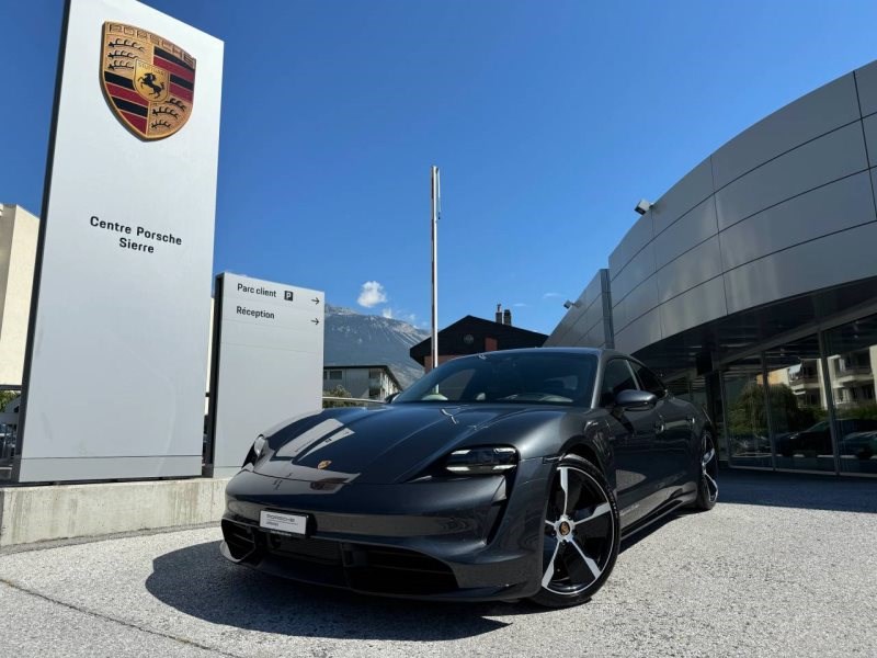 PORSCHE TAYCAN Turbo