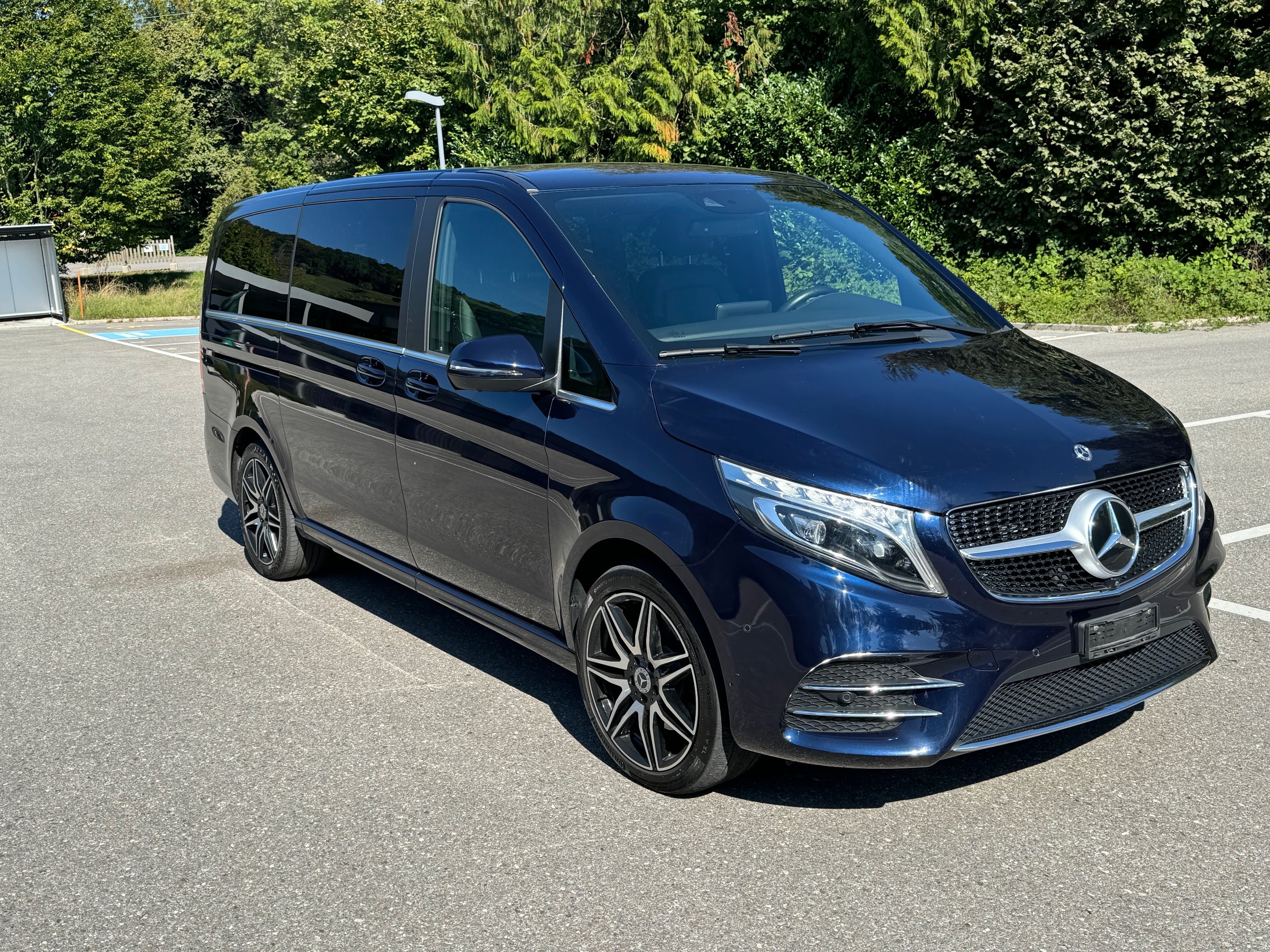 MERCEDES-BENZ V 300 d lang Exclusive AMG line 4Matic 9G-Tronic