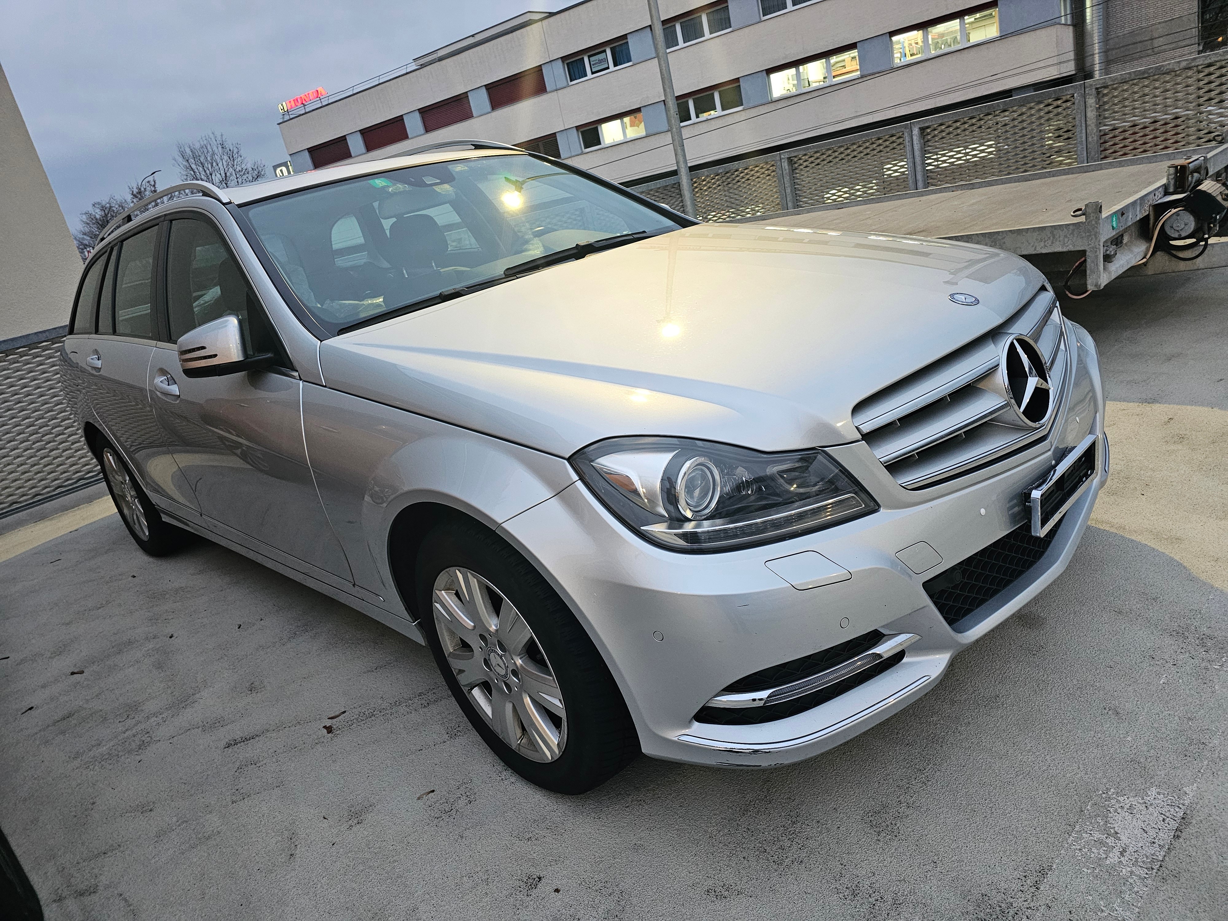 MERCEDES-BENZ C 180 BlueEfficiency Elégance 7G-Tronic