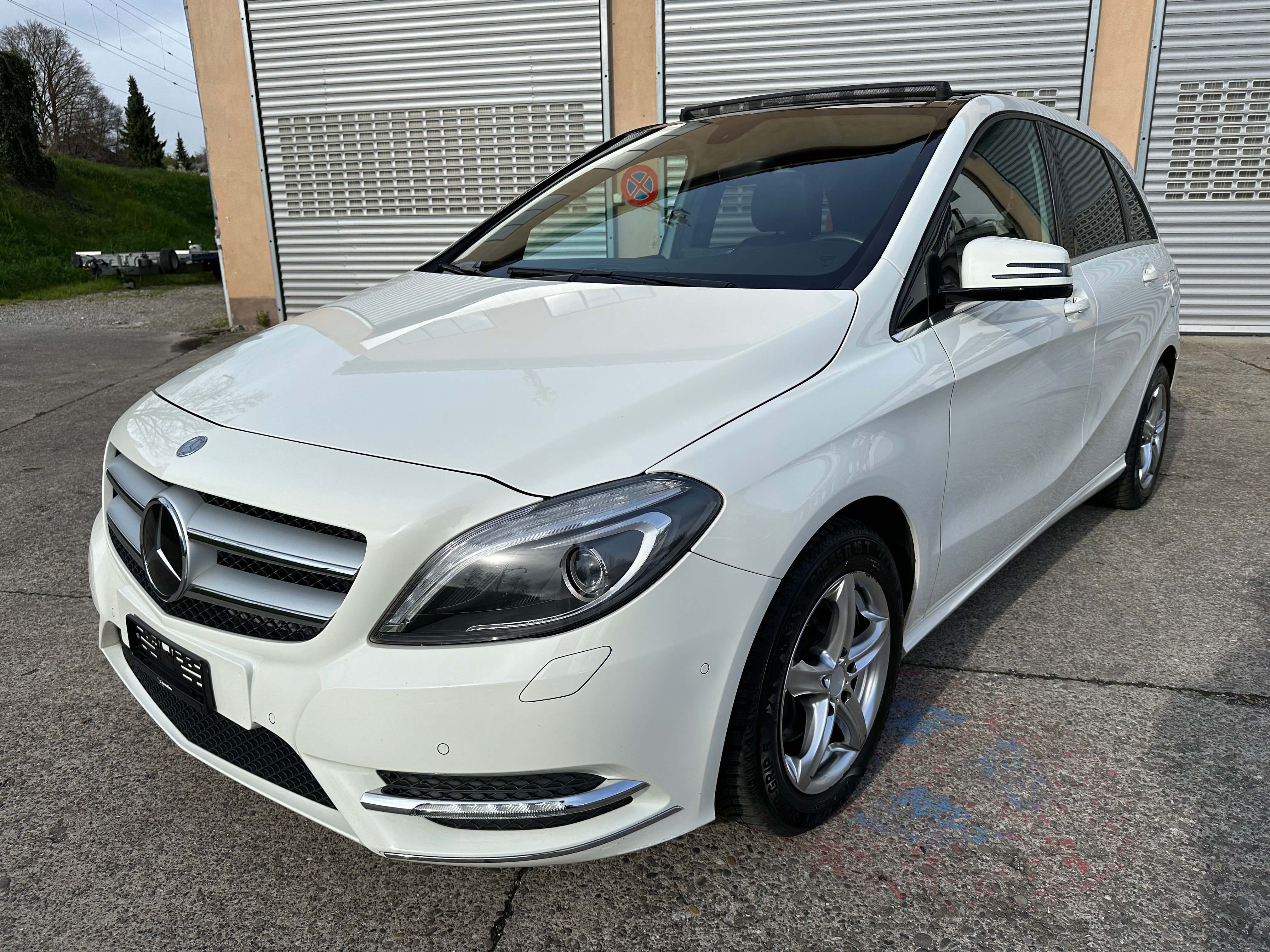 MERCEDES-BENZ B 200 CDI 7G-DCT