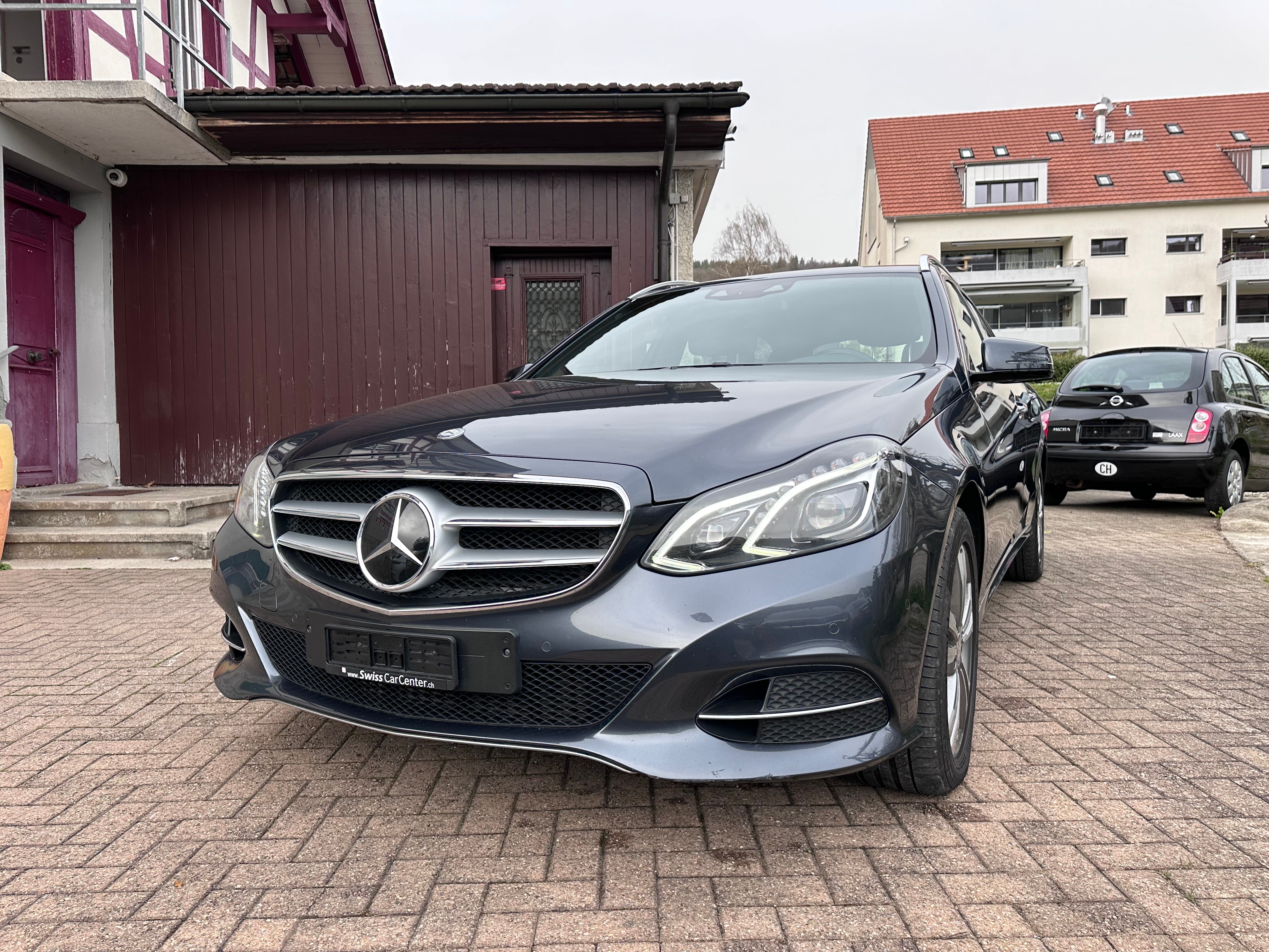 MERCEDES-BENZ E 350 BlueTEC Avantgarde 4Matic 7G-Tronic