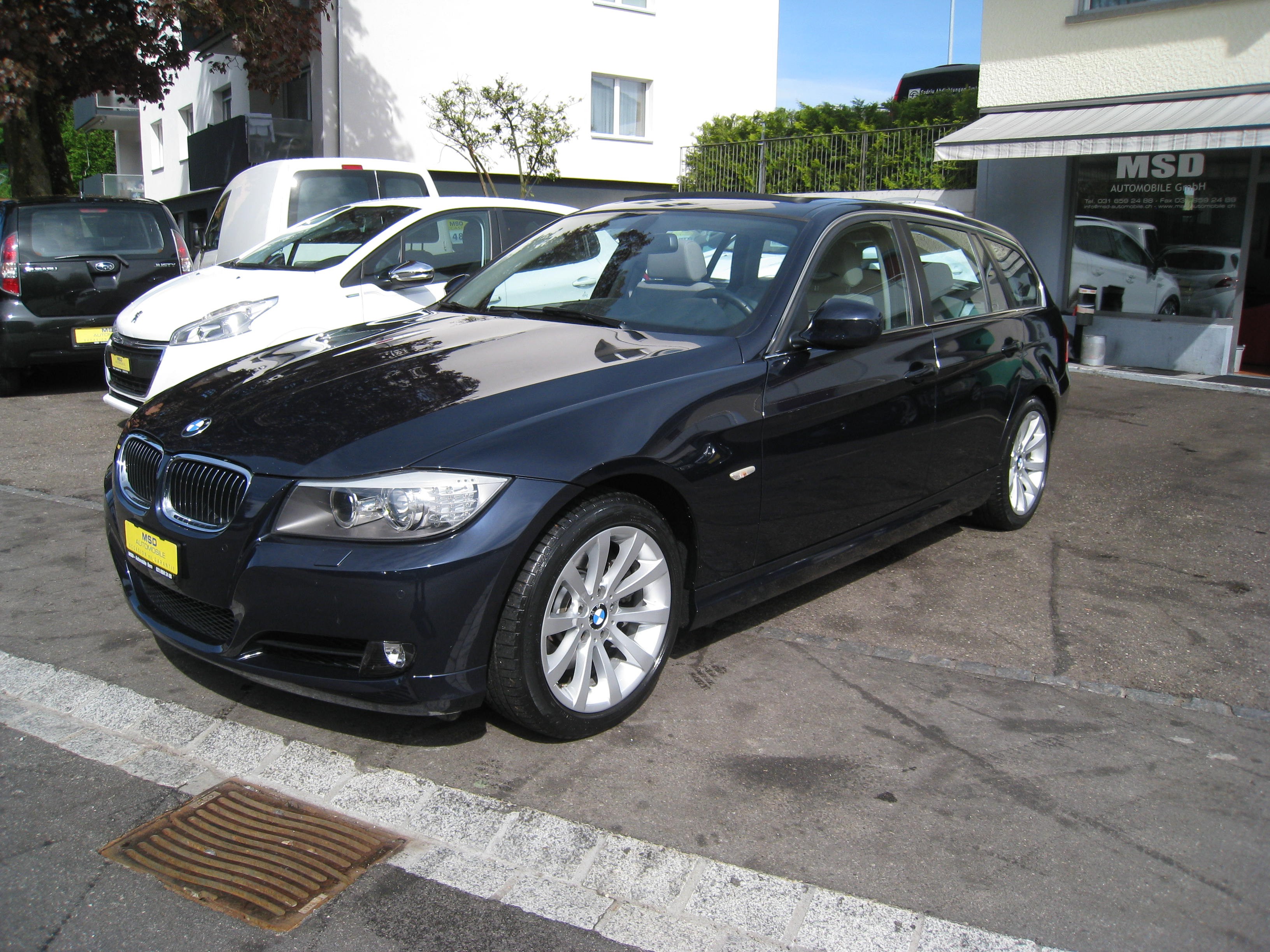 BMW 330i xDrive Touring