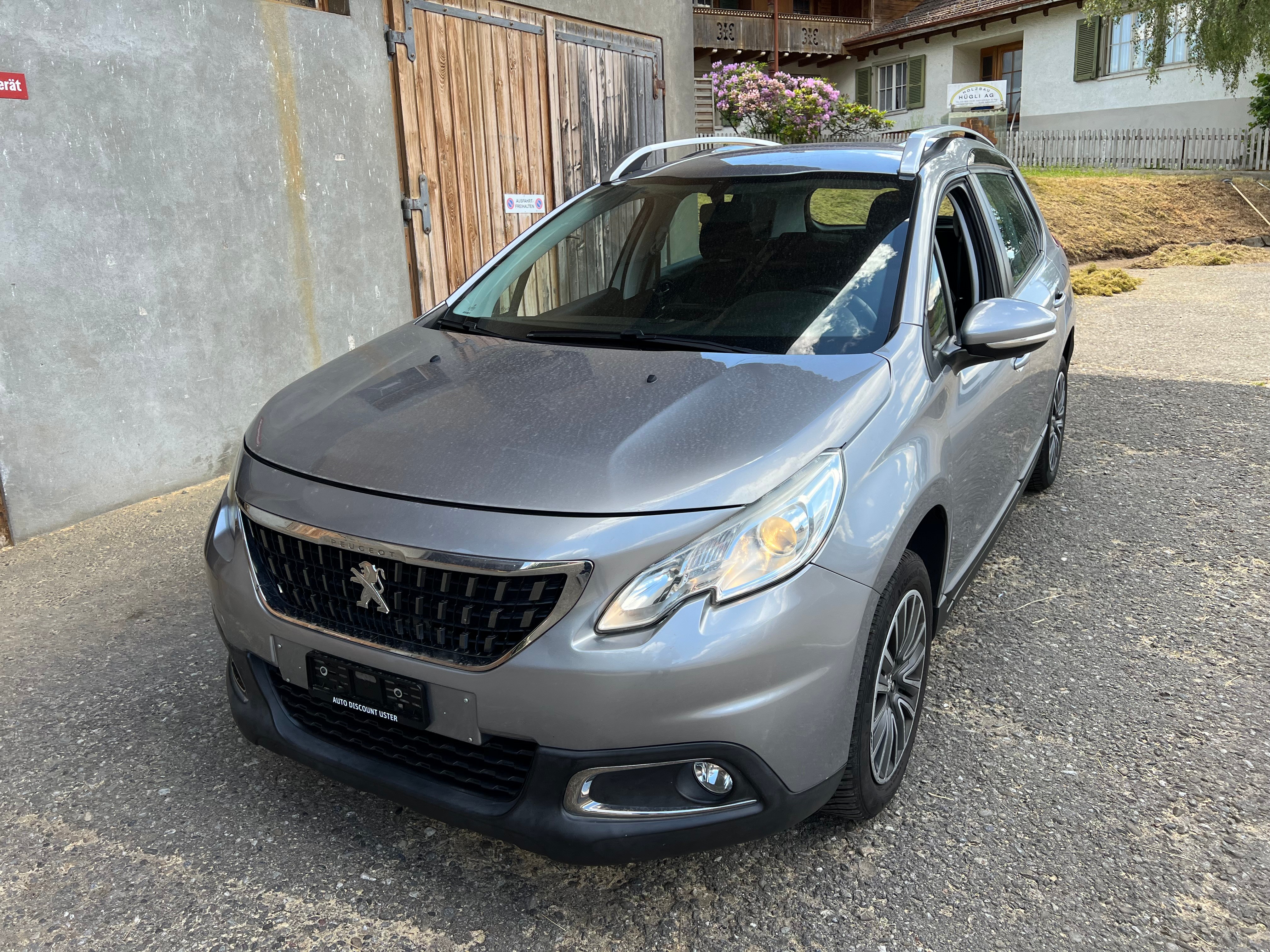 PEUGEOT 2008 1.2 VTI Active