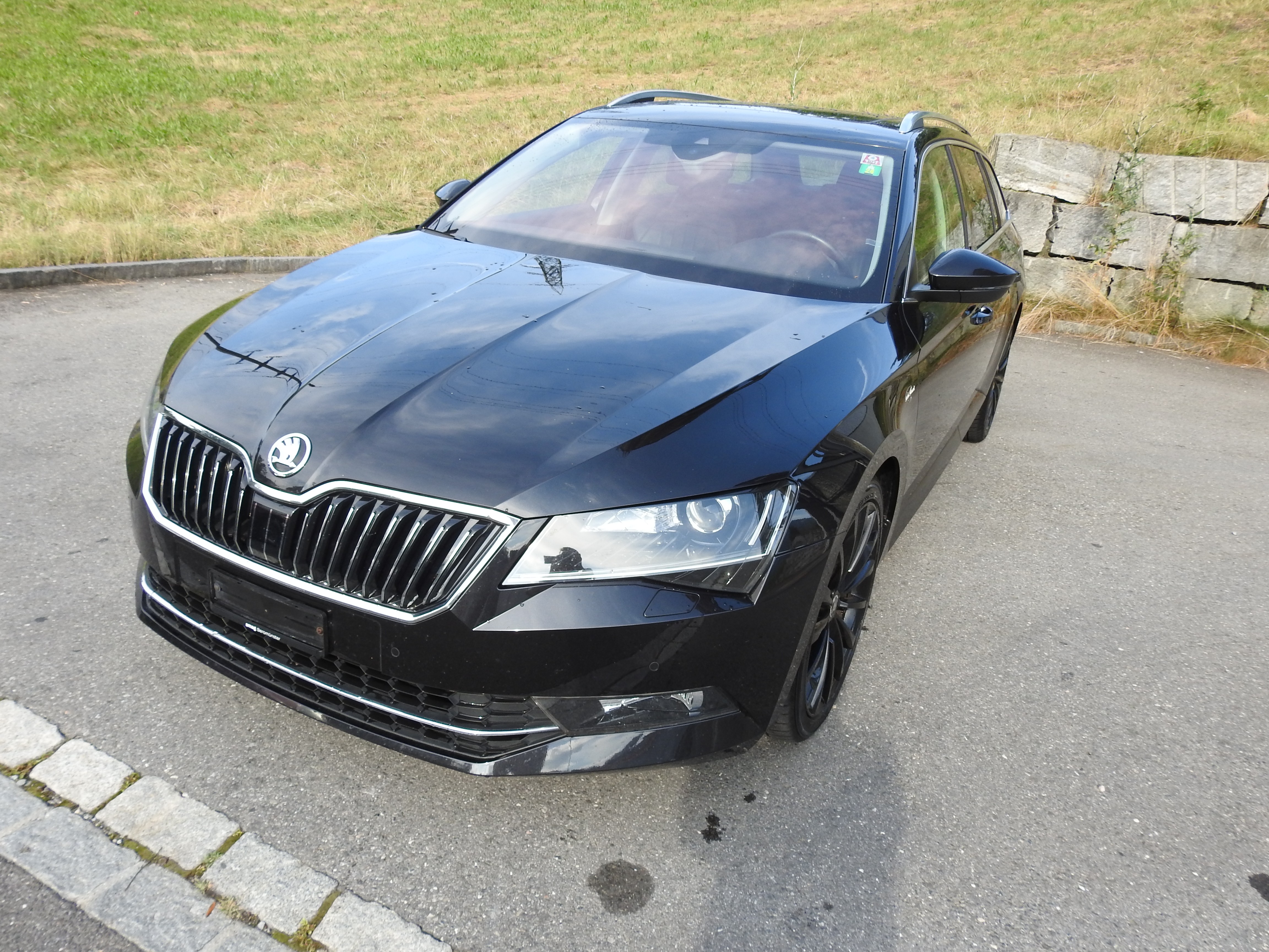 SKODA Superb Combi 2.0 TDi L&K 4x4 DSG