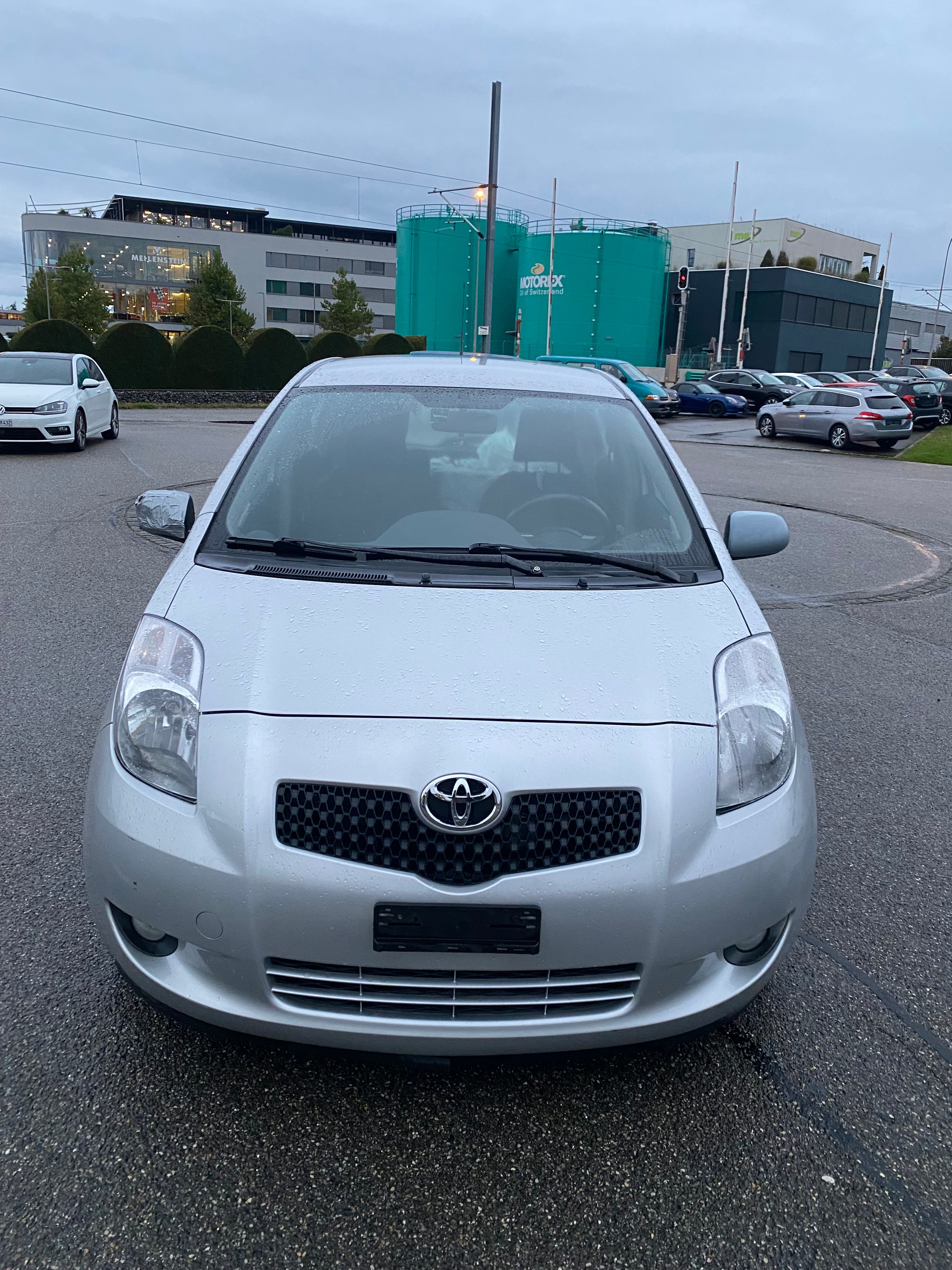 TOYOTA Yaris 1.3 Linea Luna