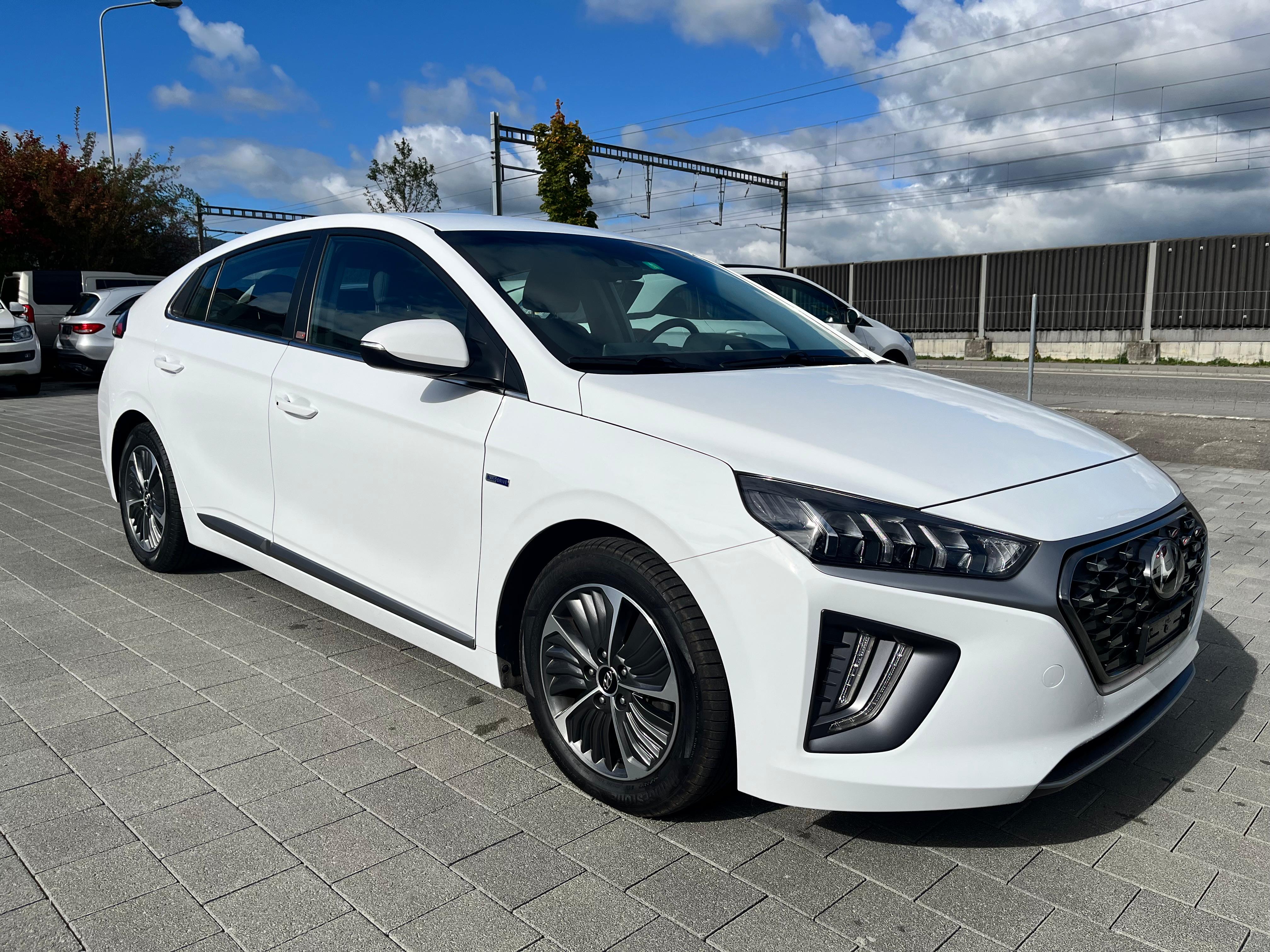 HYUNDAI Ioniq 1.6 GDi Plug in Hybrid Origo DCT