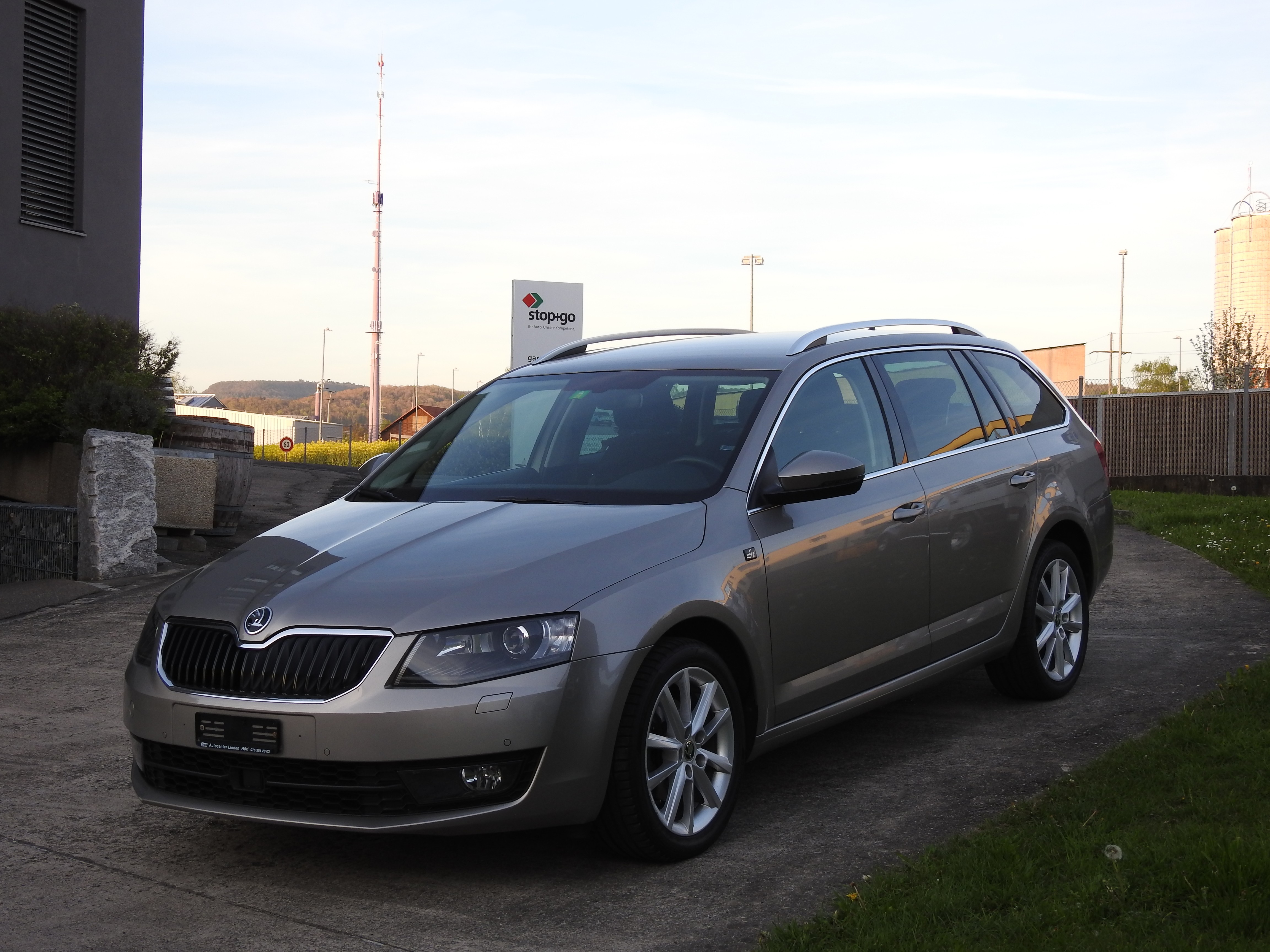 SKODA Octavia 1.4 TSI Swiss Joy, frsich ab MFK, Servicegpflegt, ACC Abstandregler, 8 fach berädert, 1 Jahre Garntie