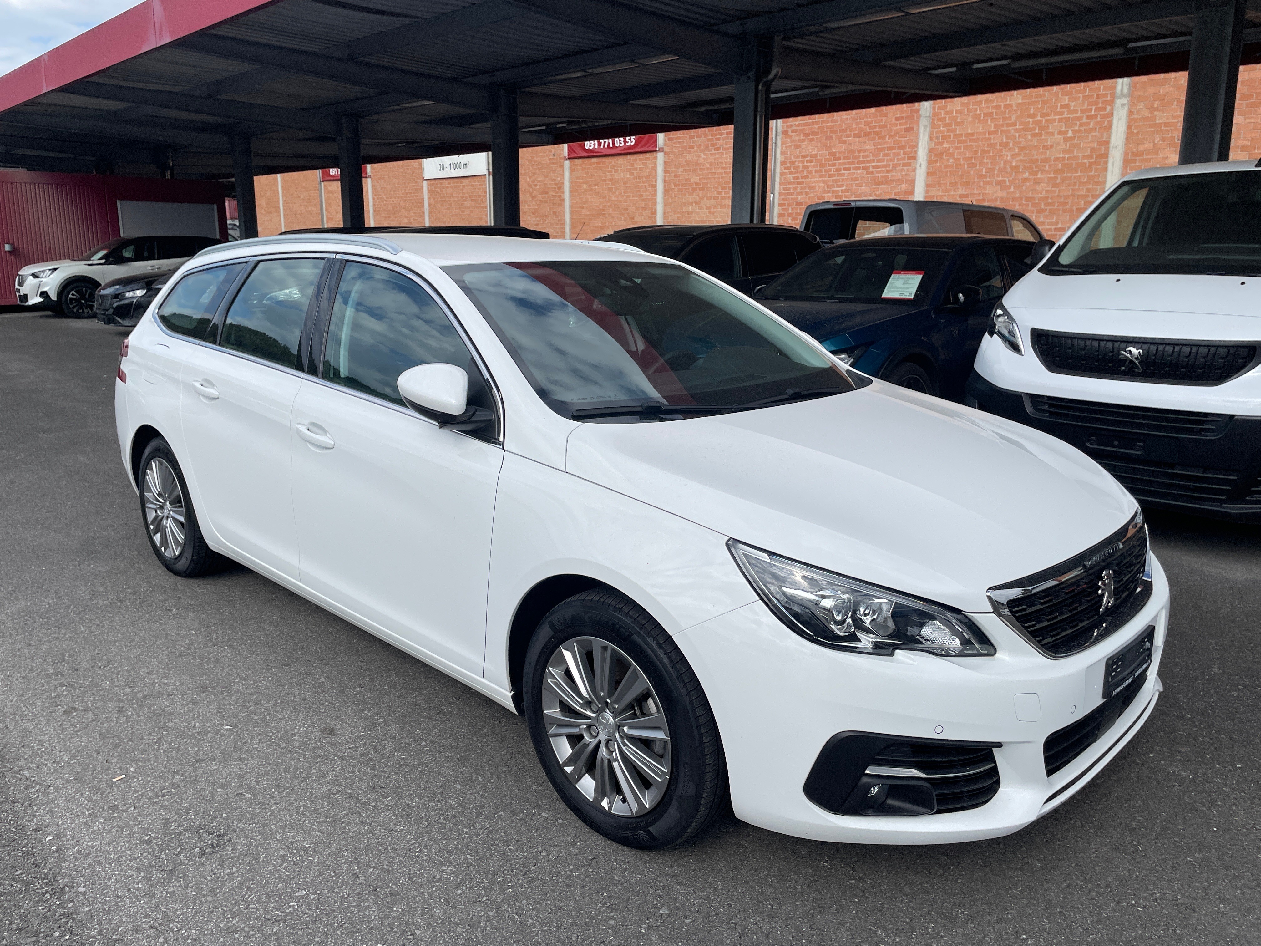 PEUGEOT 308 SW 1.5 BlueHDI Allure EAT8