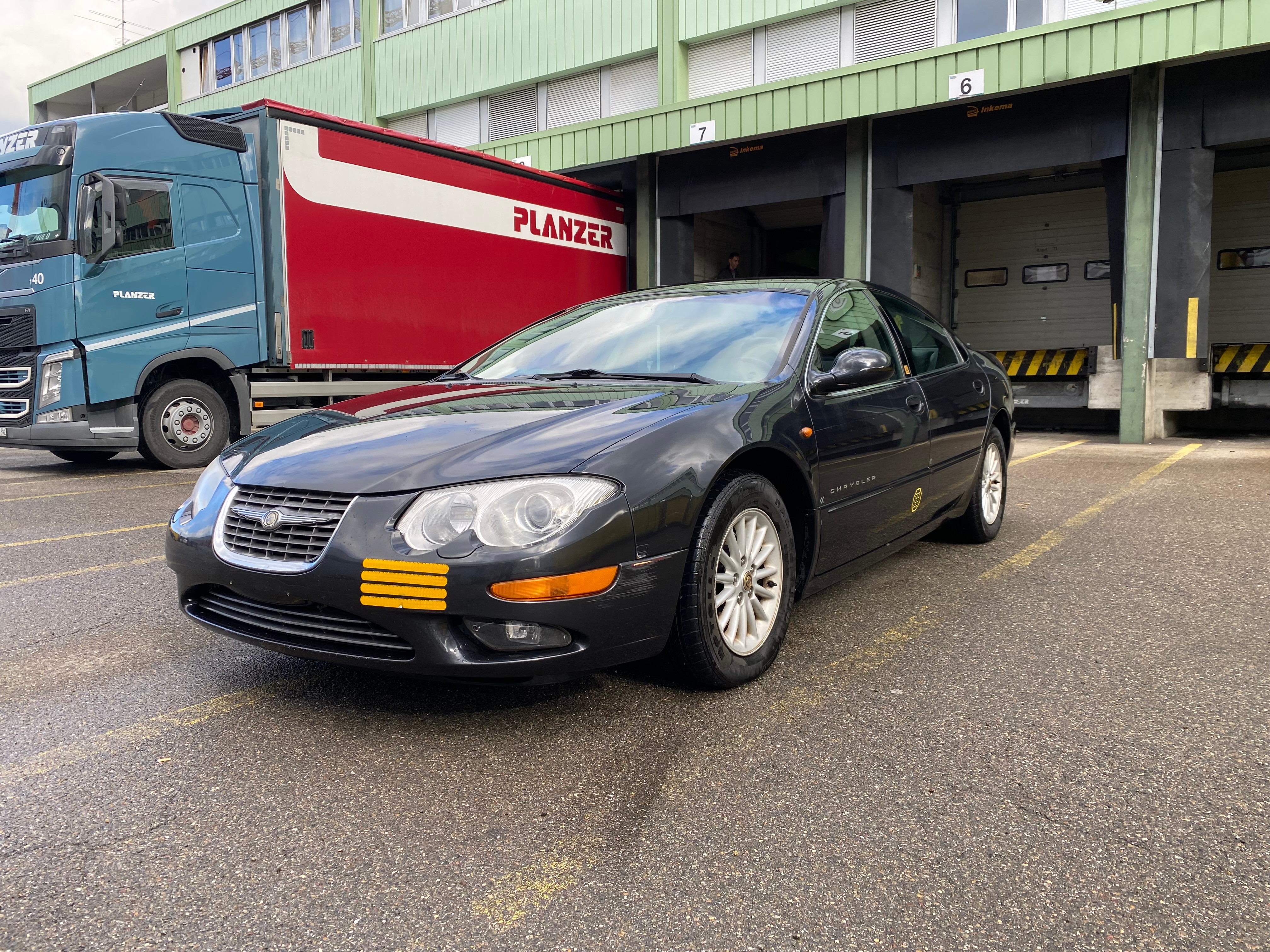 CHRYSLER 300M