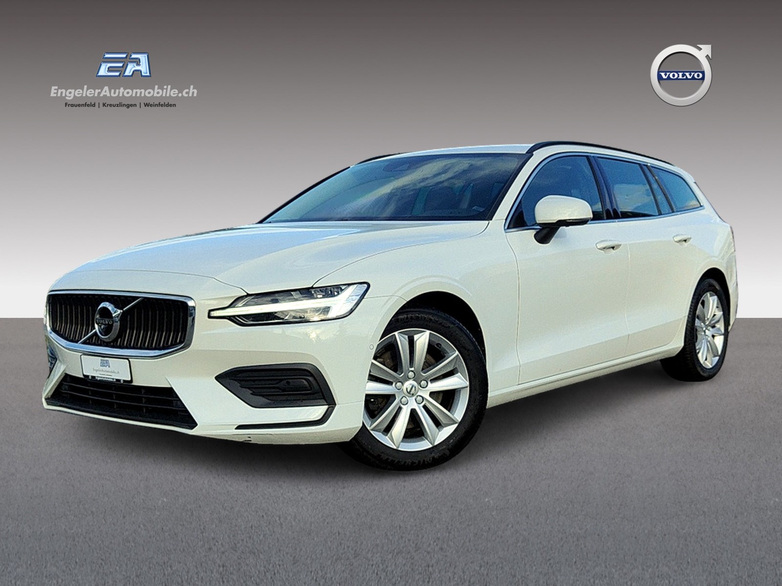 VOLVO V60 2.0 B4 Momentum