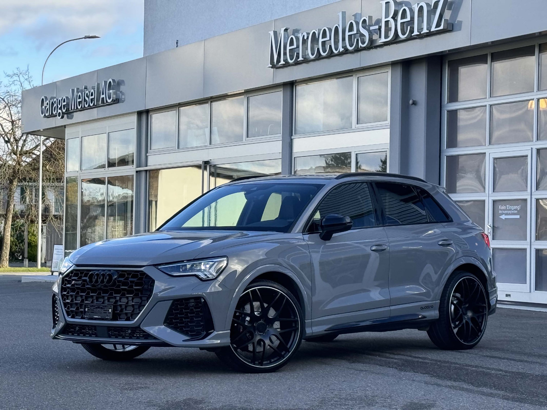 AUDI RS Q3 2.5 TFSI quattro S-Tronic