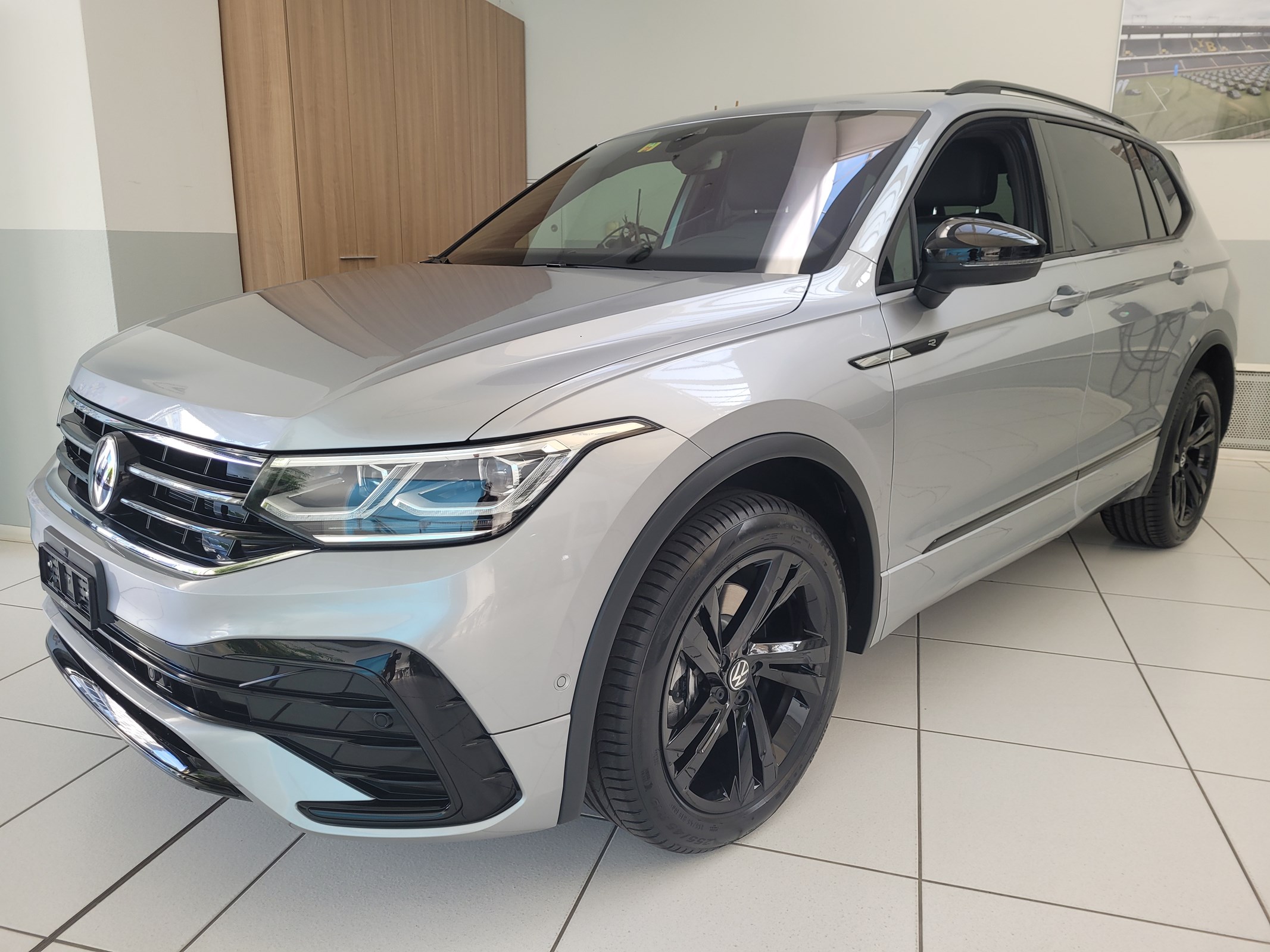 VW Tiguan Allspace 2.0TSI R-Line 4Motion DSG