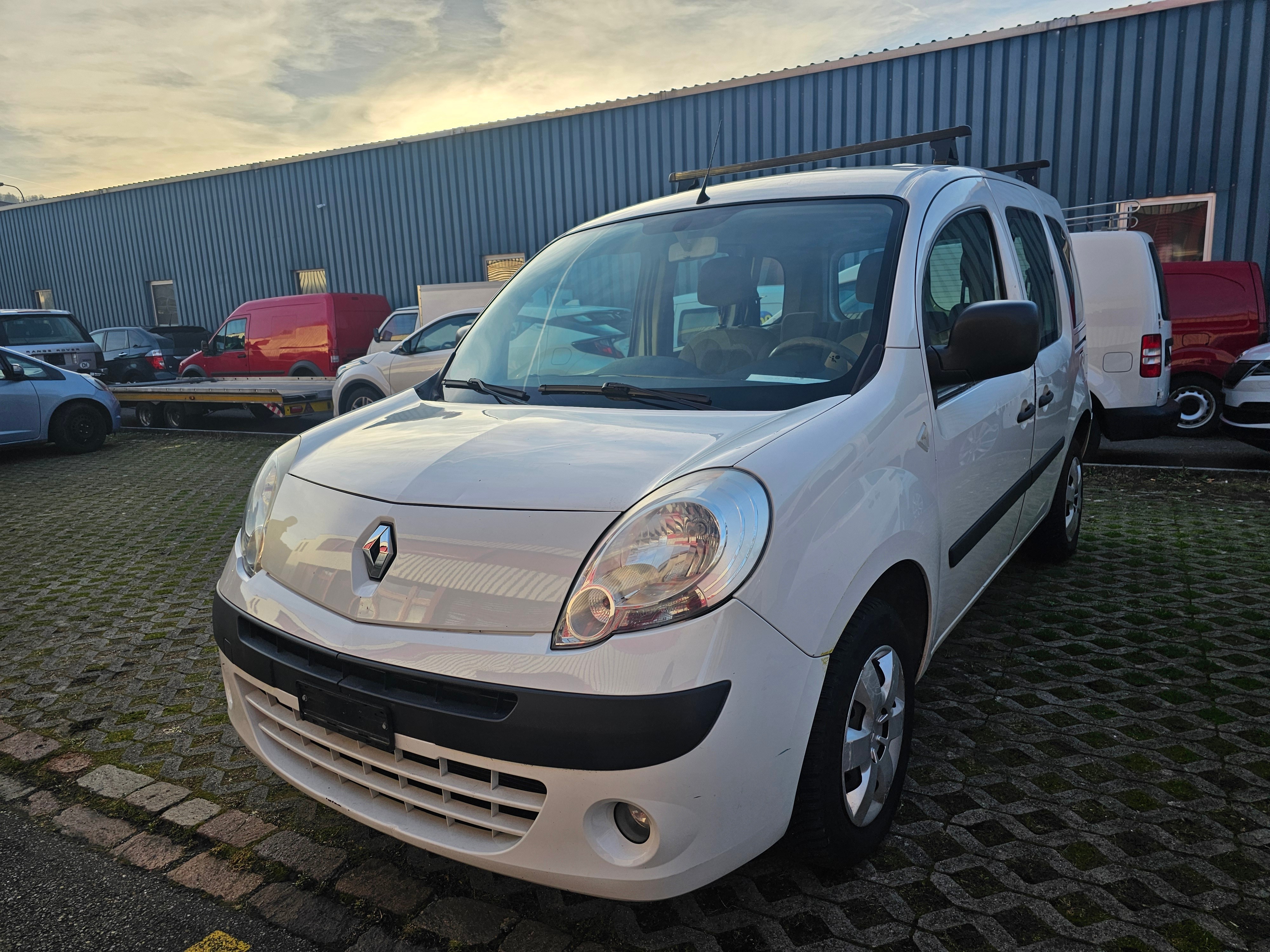 RENAULT Kangoo 1.6 16V Dynamique