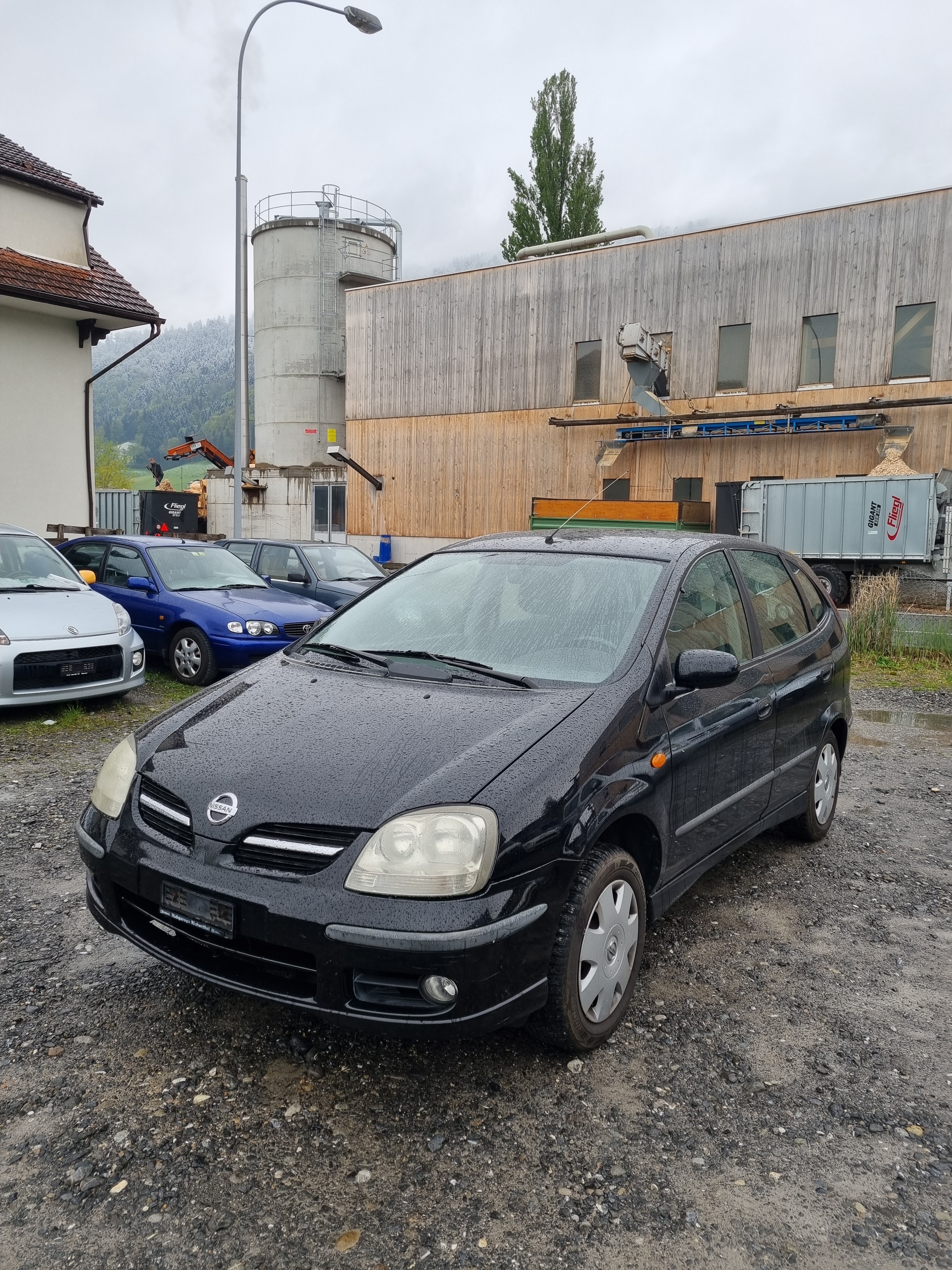 NISSAN Almera Tino 1.8 16V business