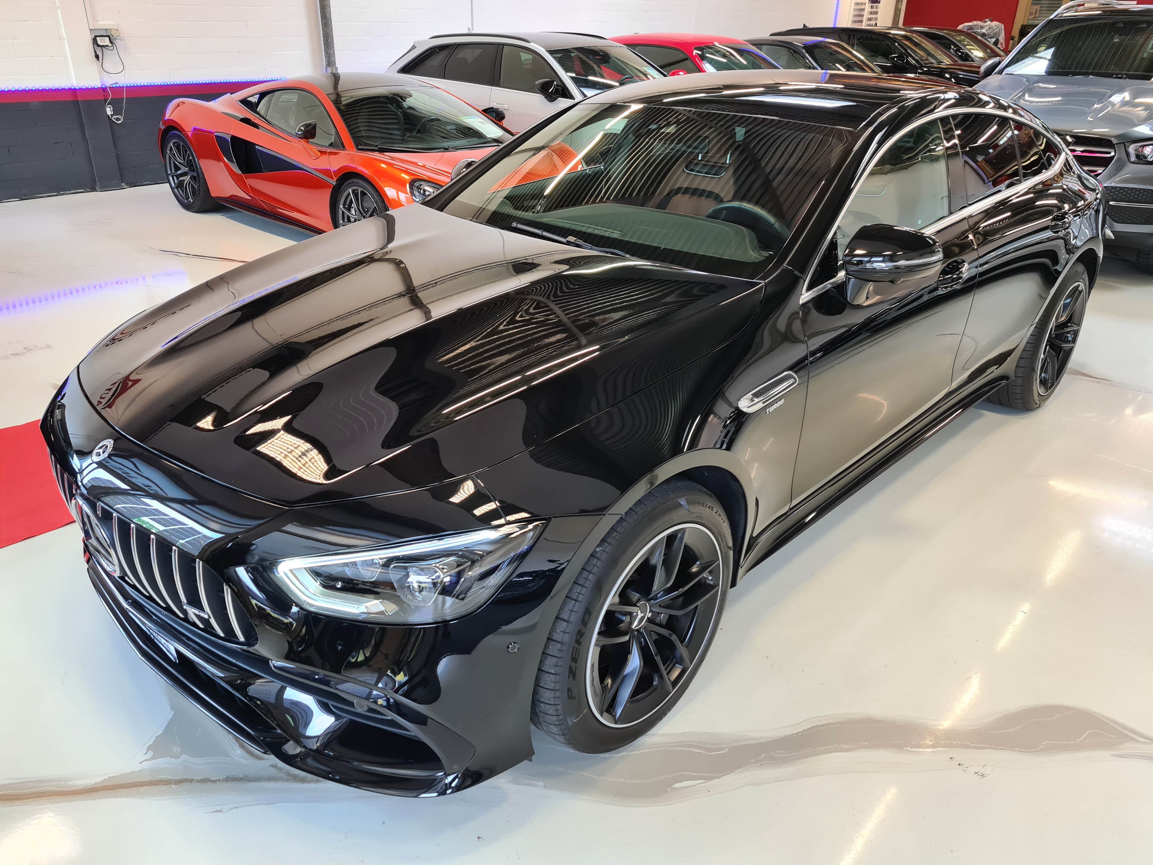 MERCEDES-BENZ AMG GT 4 43 Speedshift MCT