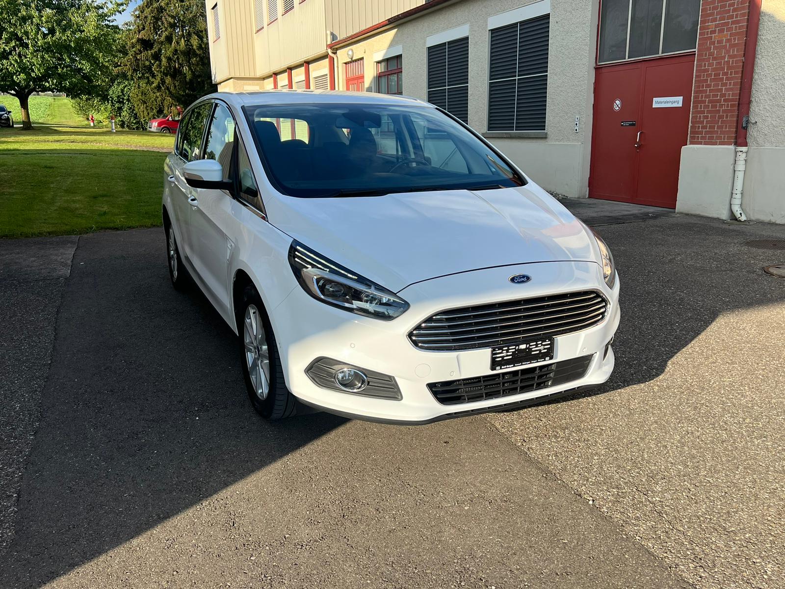 FORD S-Max 2.0 TDCi Titanium PowerShift