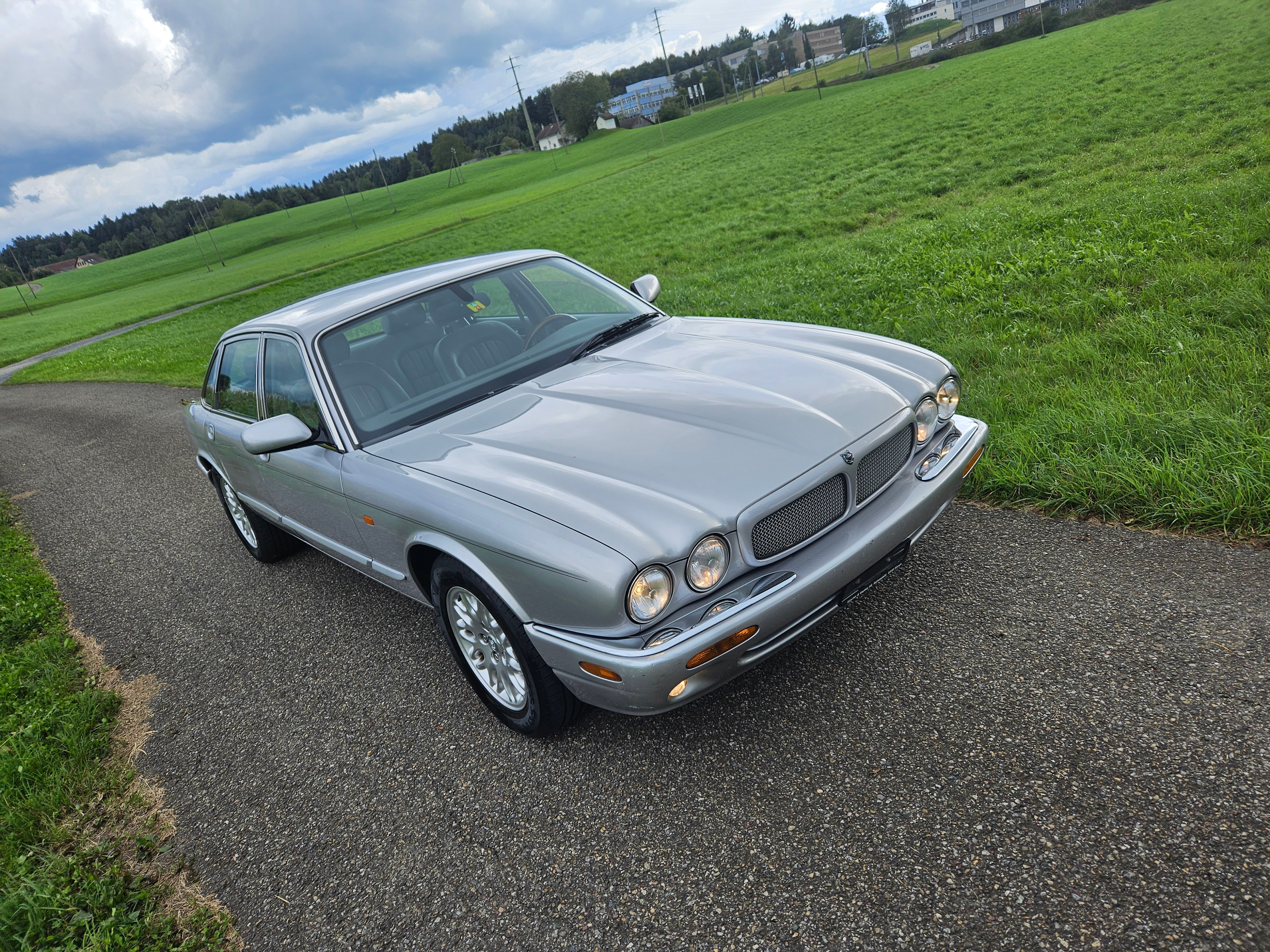 JAGUAR XJ 3.2 V8 Executive