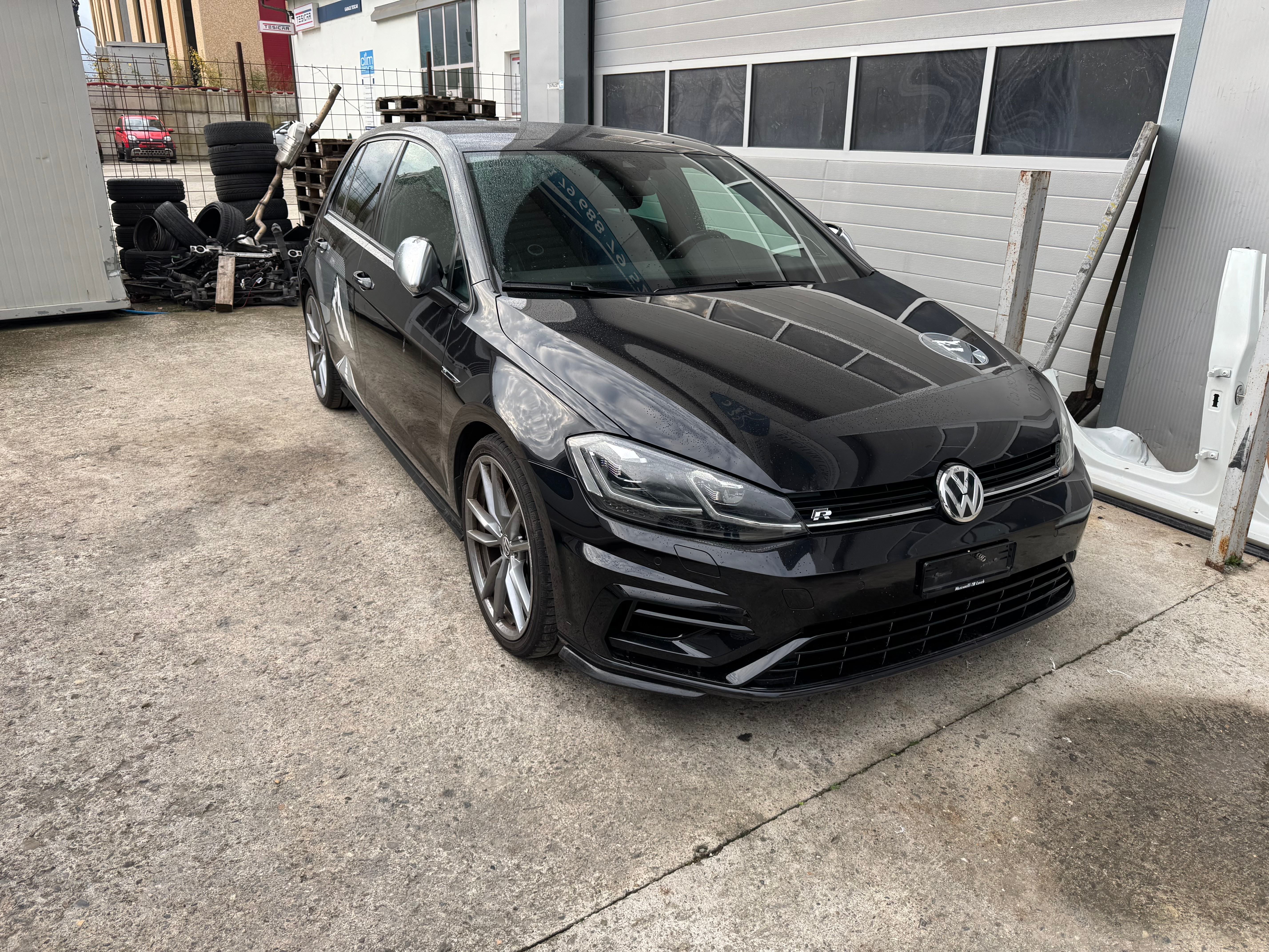 VW Golf 2.0 TSI R 4Motion DSG