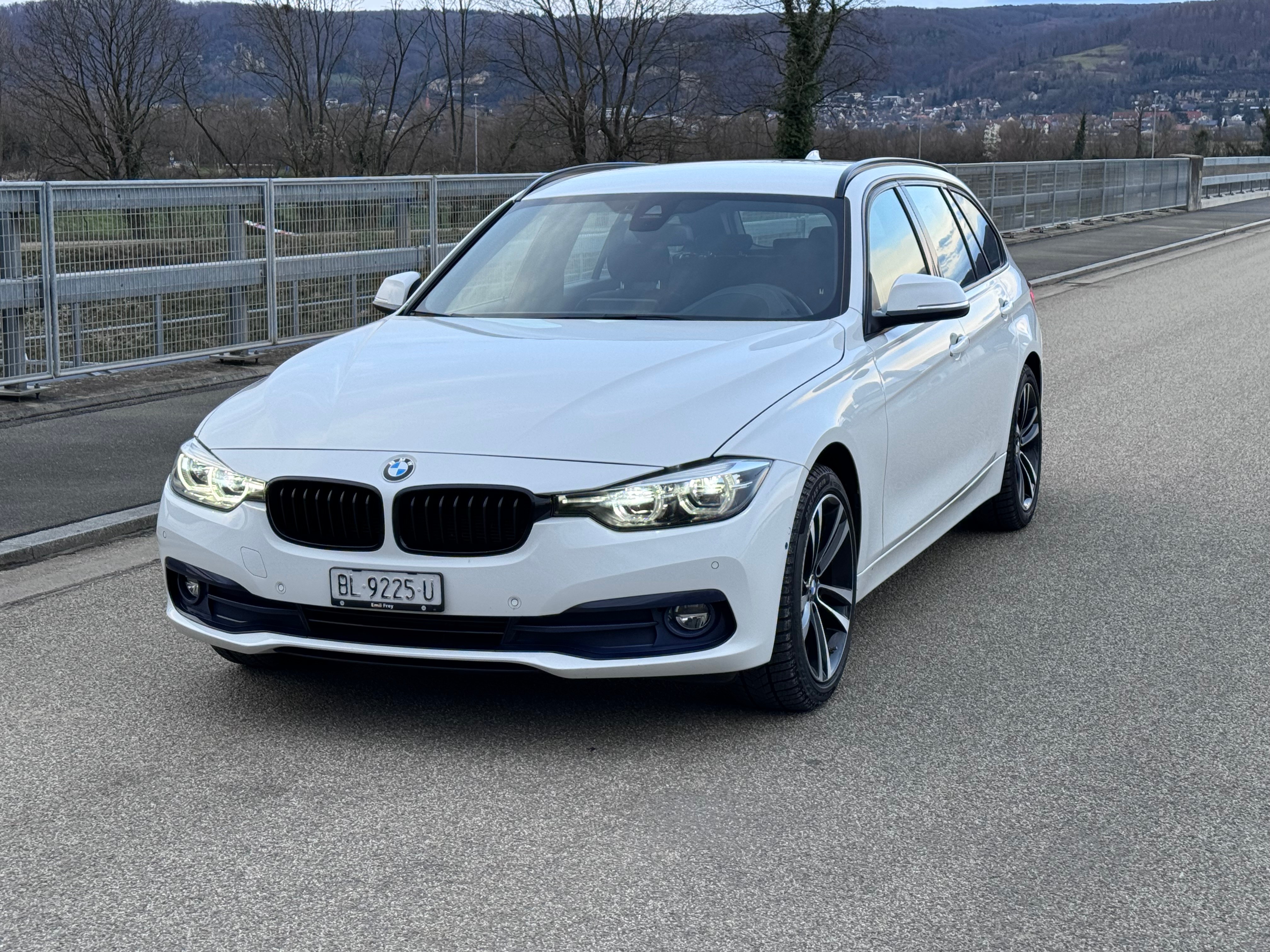 BMW 320d xDrive Touring Edition Sport Line Steptronic