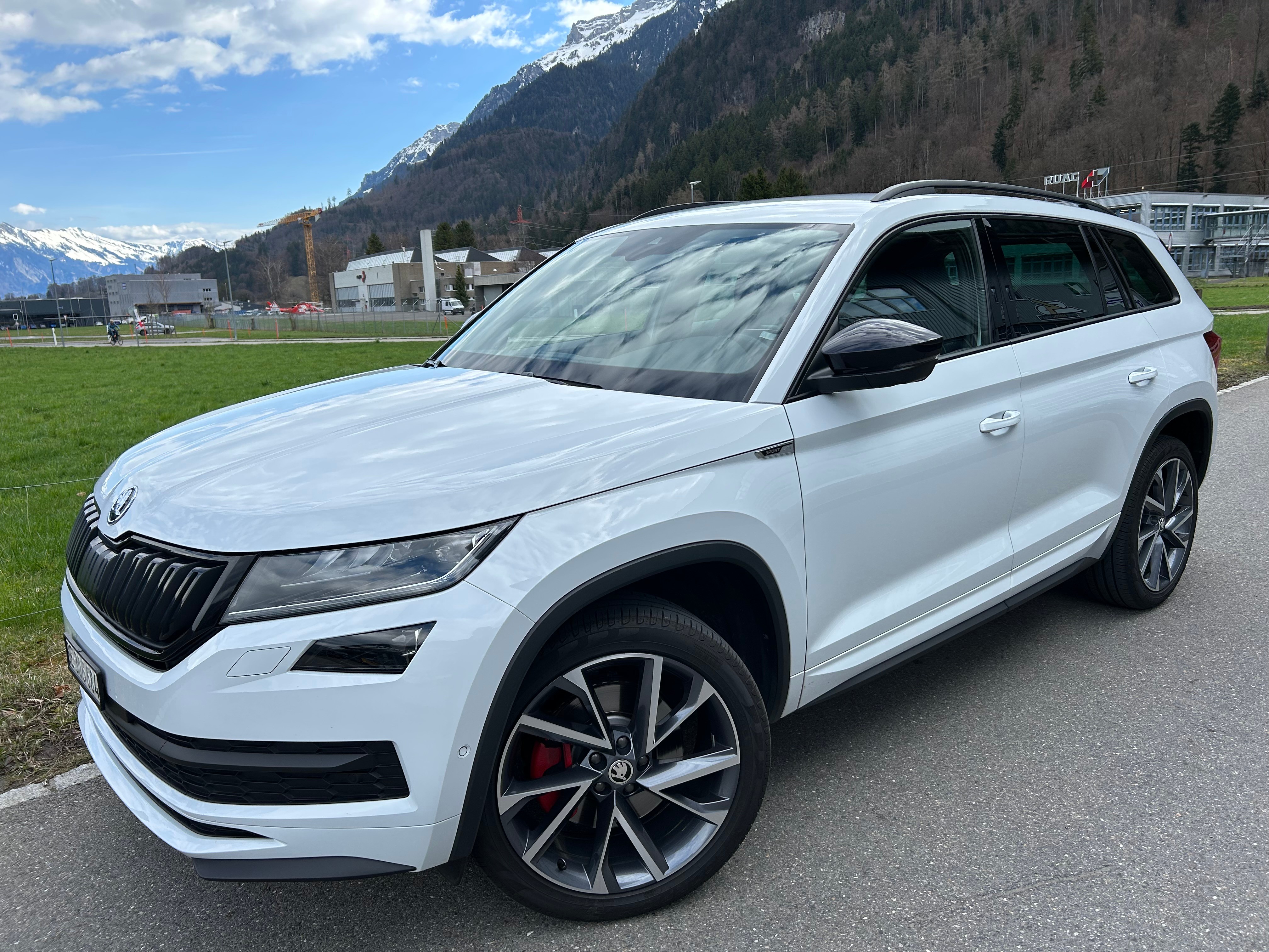 SKODA Kodiaq 2.0 TSI 4x4 Sport Line