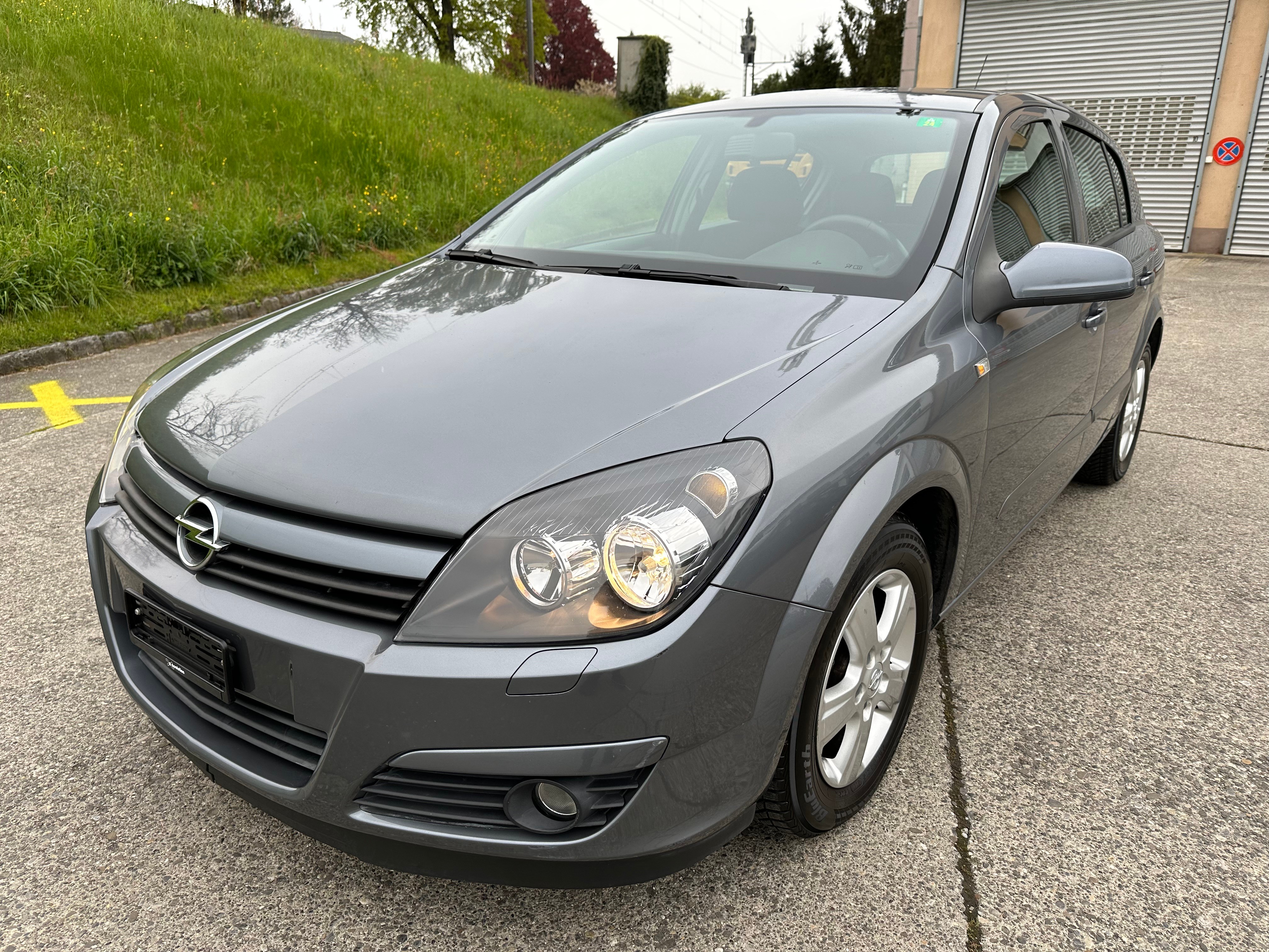 OPEL Astra 1.8i 16V Enjoy