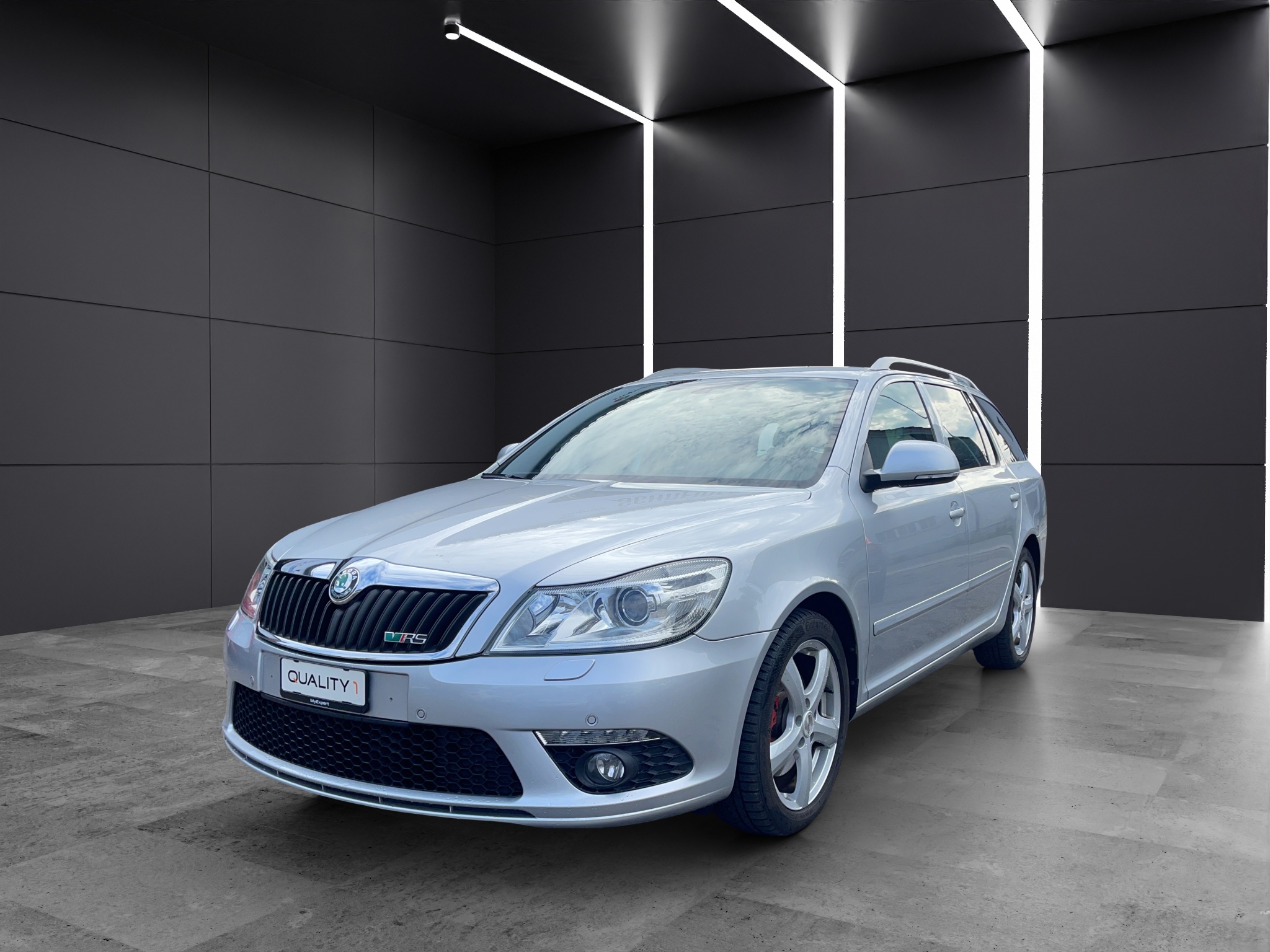 SKODA Octavia Combi 2.0 TDI RS DSG