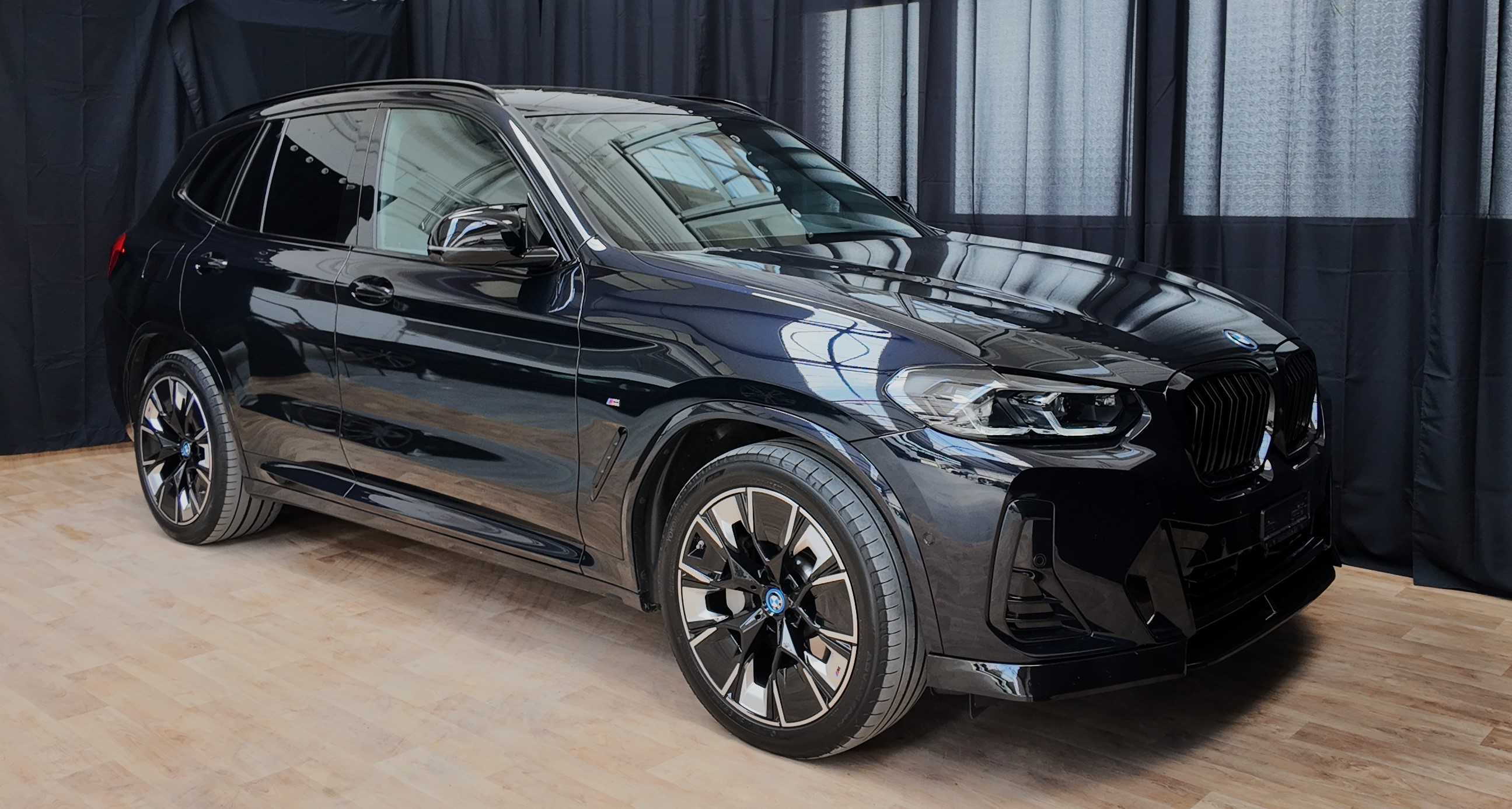 BMW iX3 Impressive