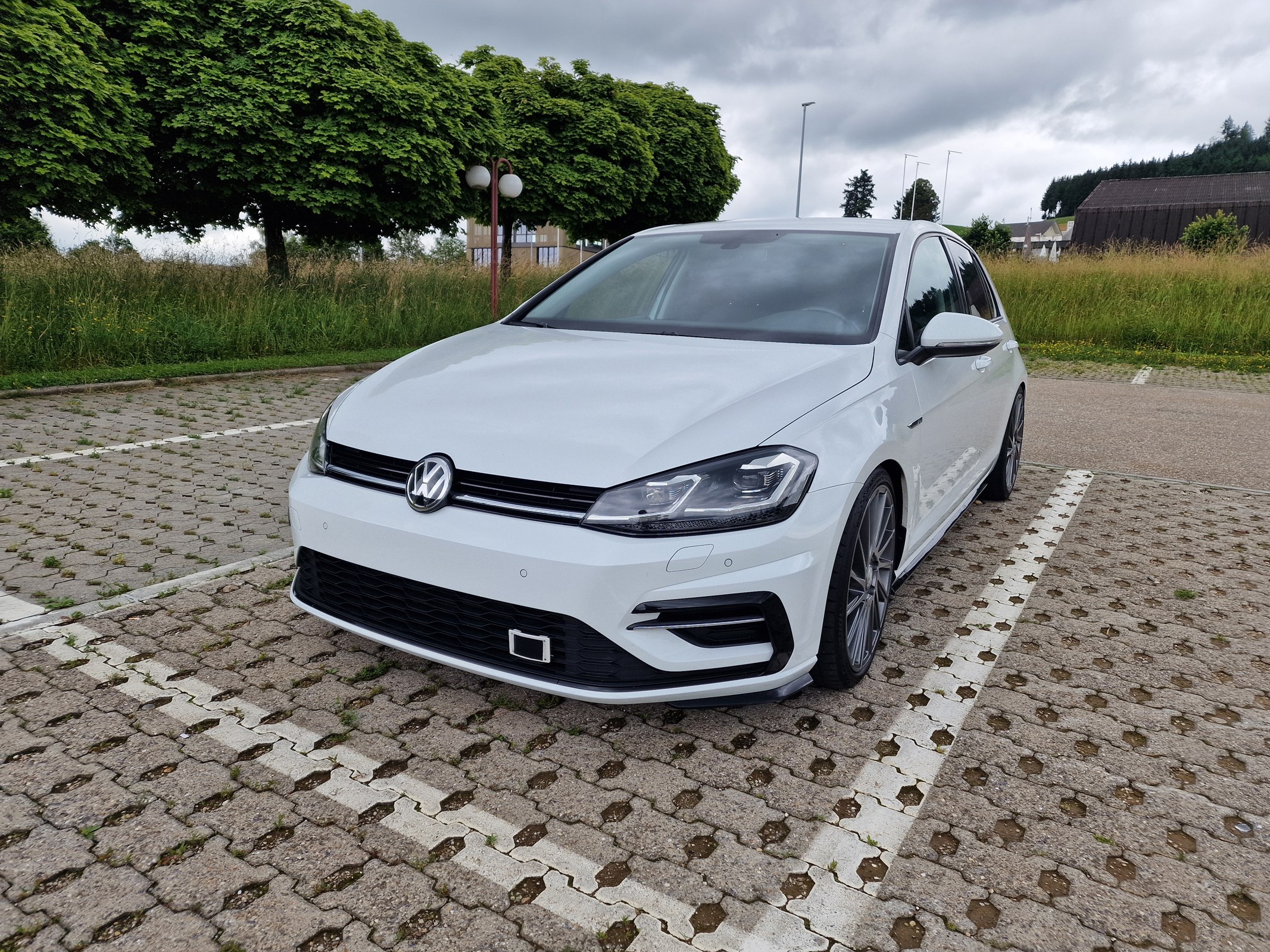 VW Golf VII 1.5 TSI R-Line