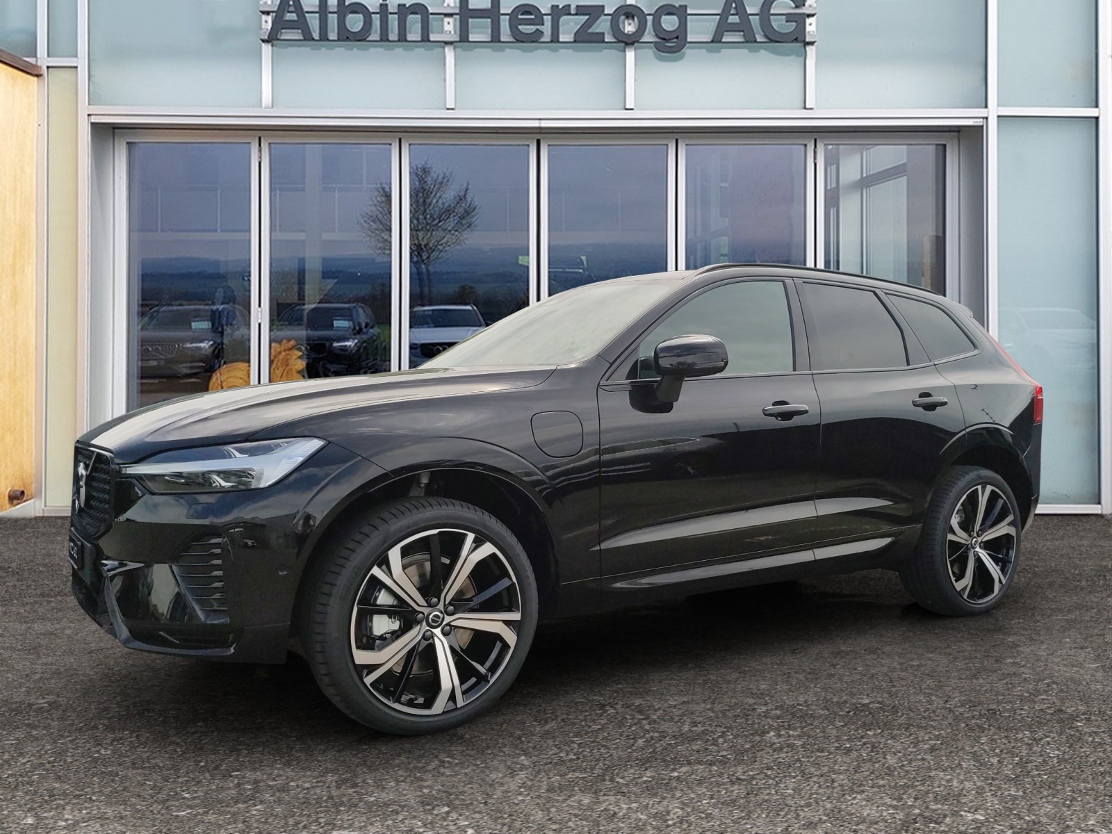 VOLVO XC60 2.0 T8 TE XCLUSIVE Ultra Dark eAWD